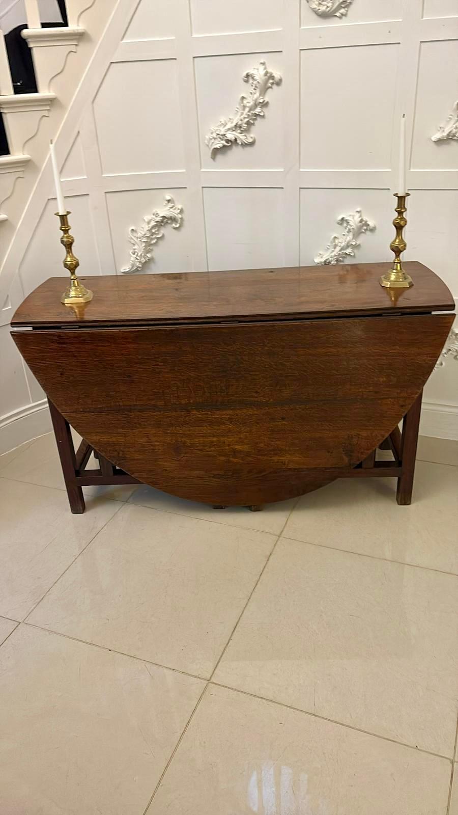 Grande table de salle à manger d'antiquités en chêne du 17ème siècle de superbe qualité en vente 1