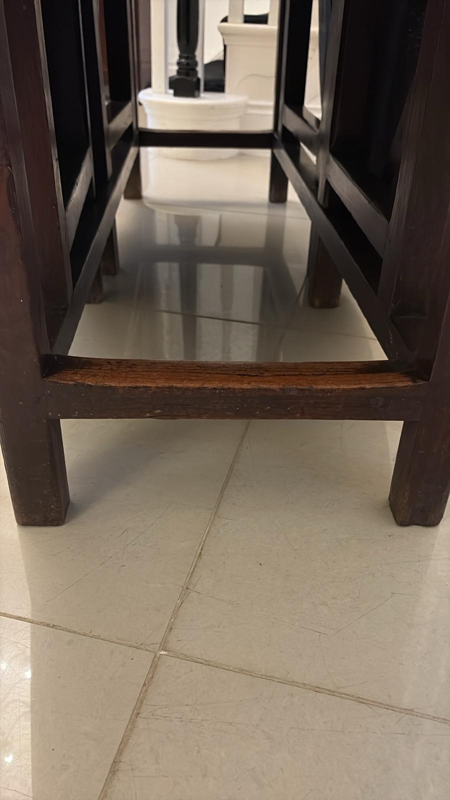 Grande table de salle à manger d'antiquités en chêne du 17ème siècle de superbe qualité en vente 3