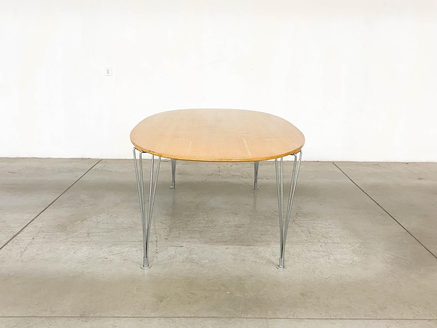Large Superellipse Dining Table by Bruno Mathsson and Piet Hein for Fritz Hansen For Sale 4