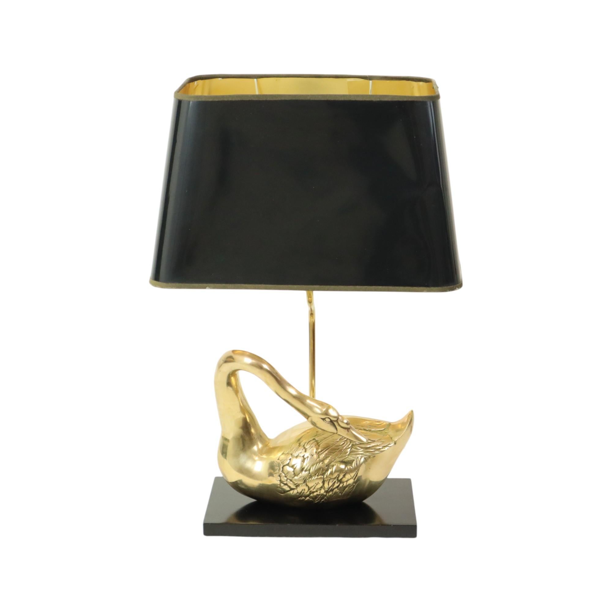 Mid-20th Century Large Swan Lamp Hollywood Regency Table Lamp Regina Italy 58cm For Sale