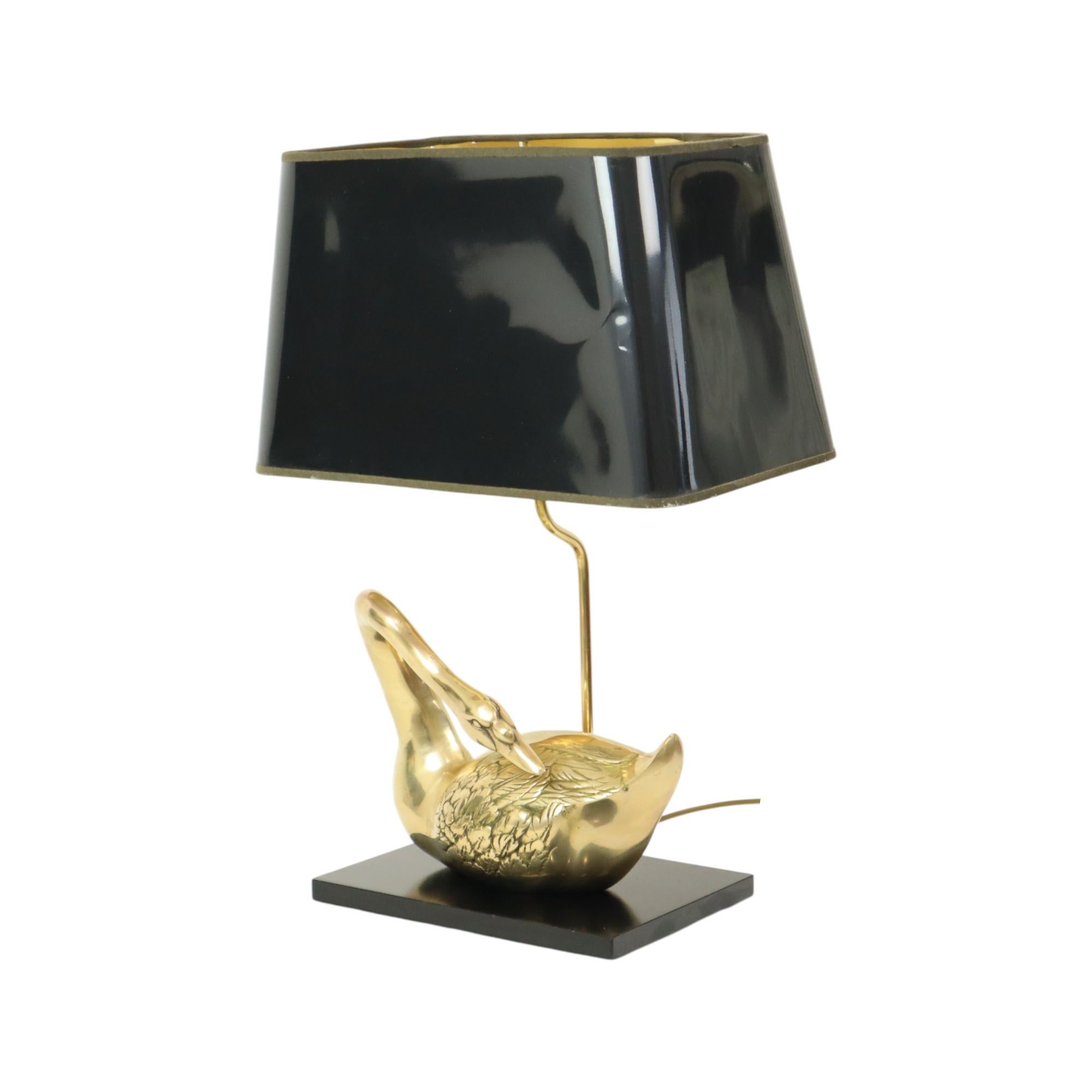 Brass Large Swan Lamp Hollywood Regency Table Lamp Regina Italy 58cm For Sale
