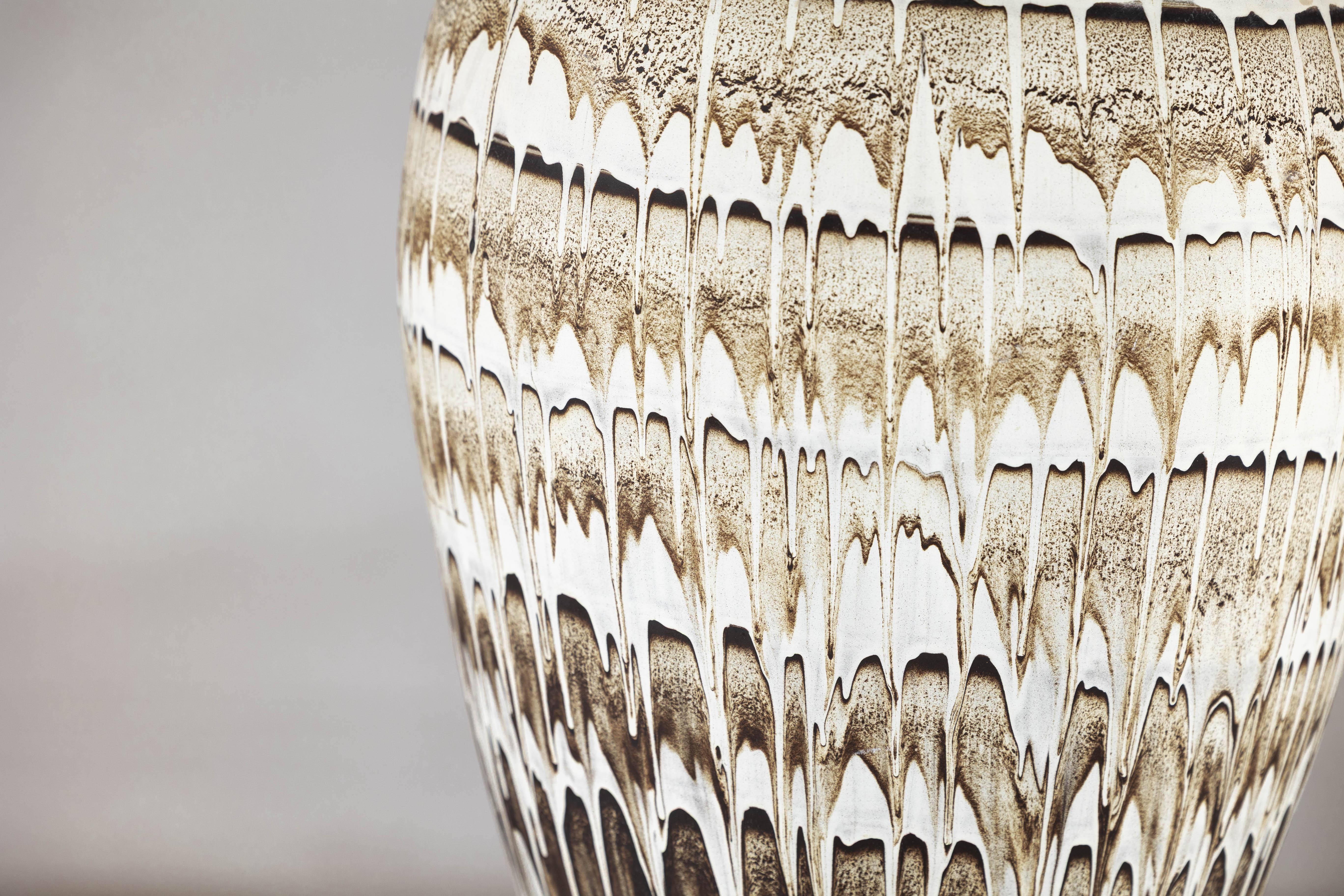 Grande jardinière en céramique de style Swankhalok avec motif de glaçure trempée en vente 2
