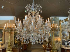 Large Swarovski chandelier with 26 lights