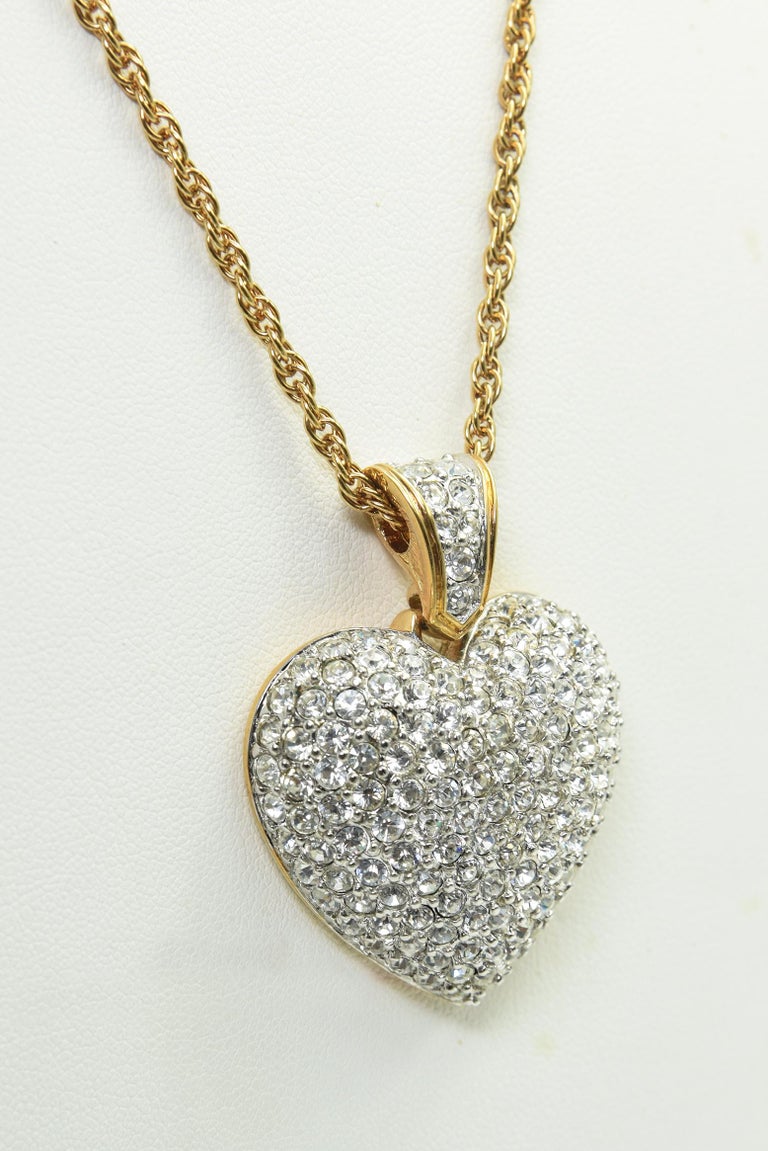 chatten Gewond raken Discipline Large Swarovski Pavé Crystal Puffy Heart Pendant Necklace - Signed For Sale  at 1stDibs | pave heart necklace with swarovski