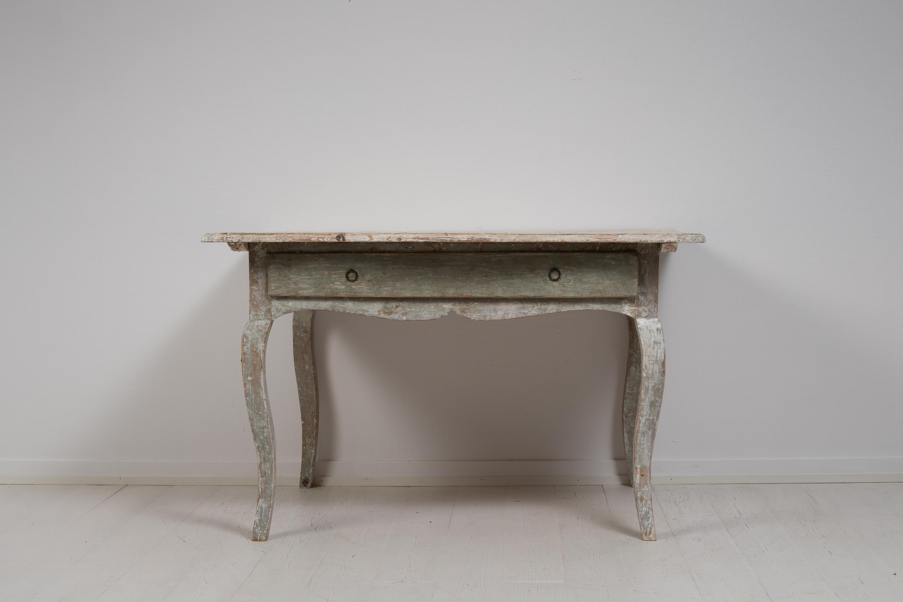 Large Swedish 18th Century Rococo Side Table In Good Condition For Sale In Kramfors, SE