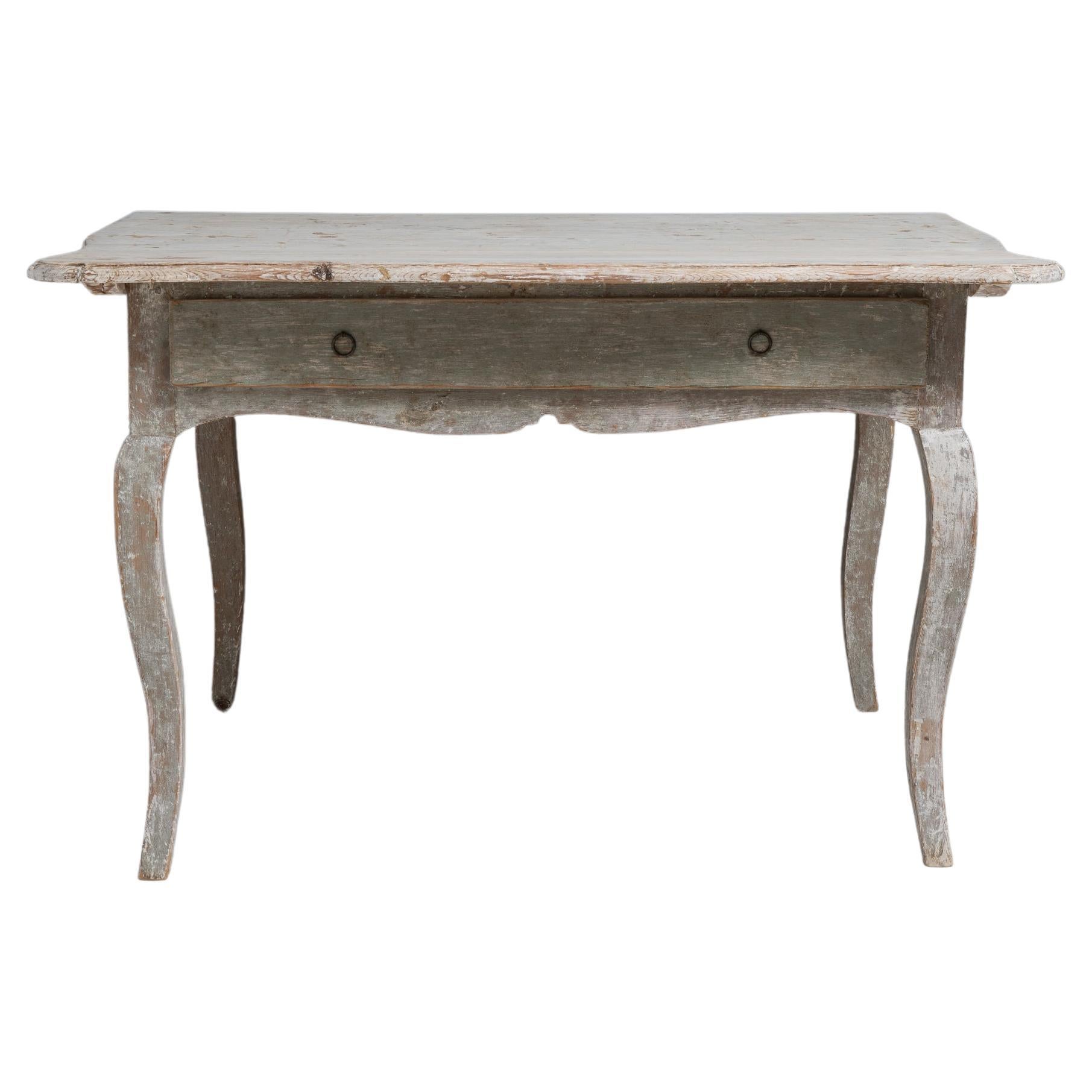 Grande table d'appoint suédoise rococo du 18ème siècle