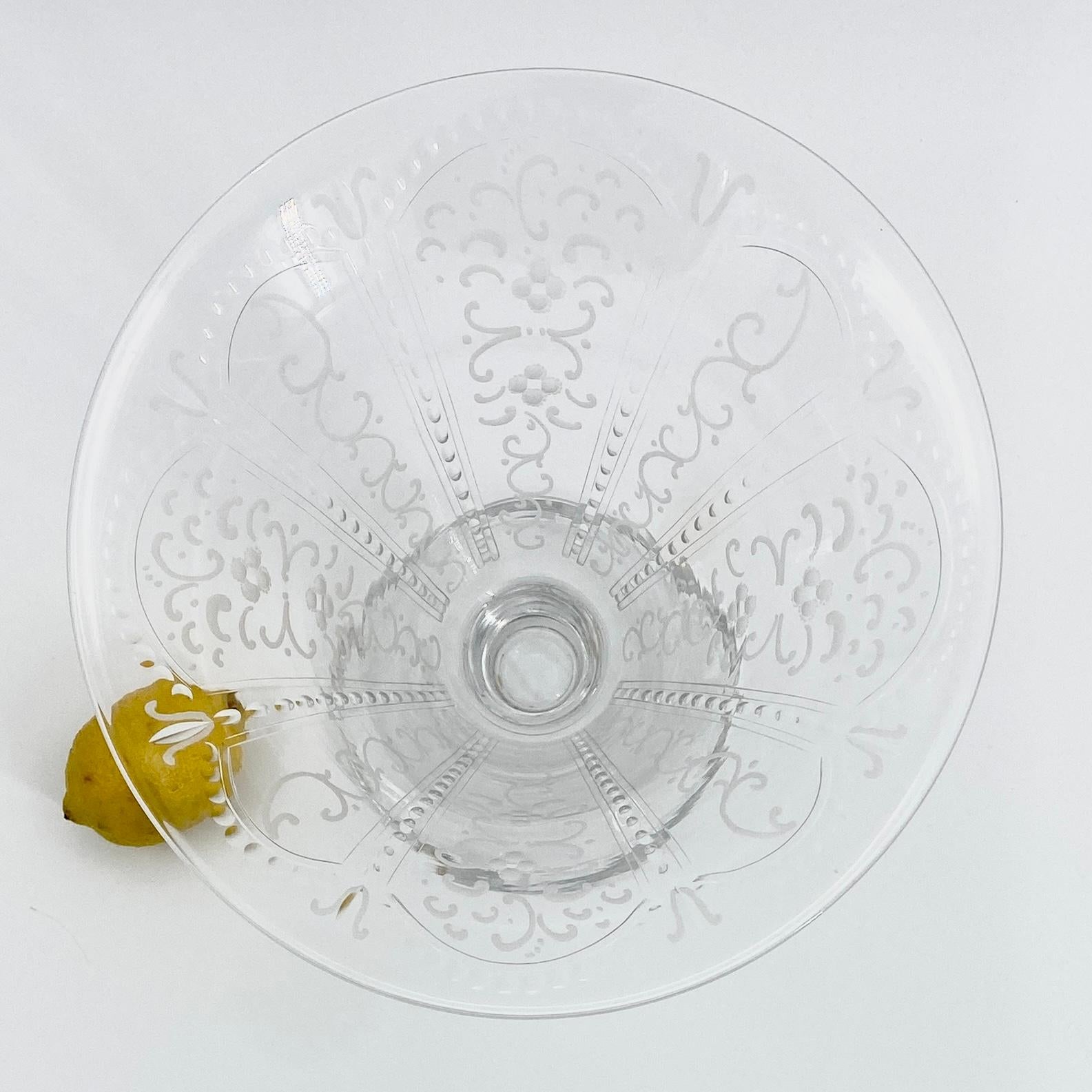Gran jarrón sueco Art Déco de trompeta de cristal de Kosta Boda, firmado Kosta 54 en venta 2