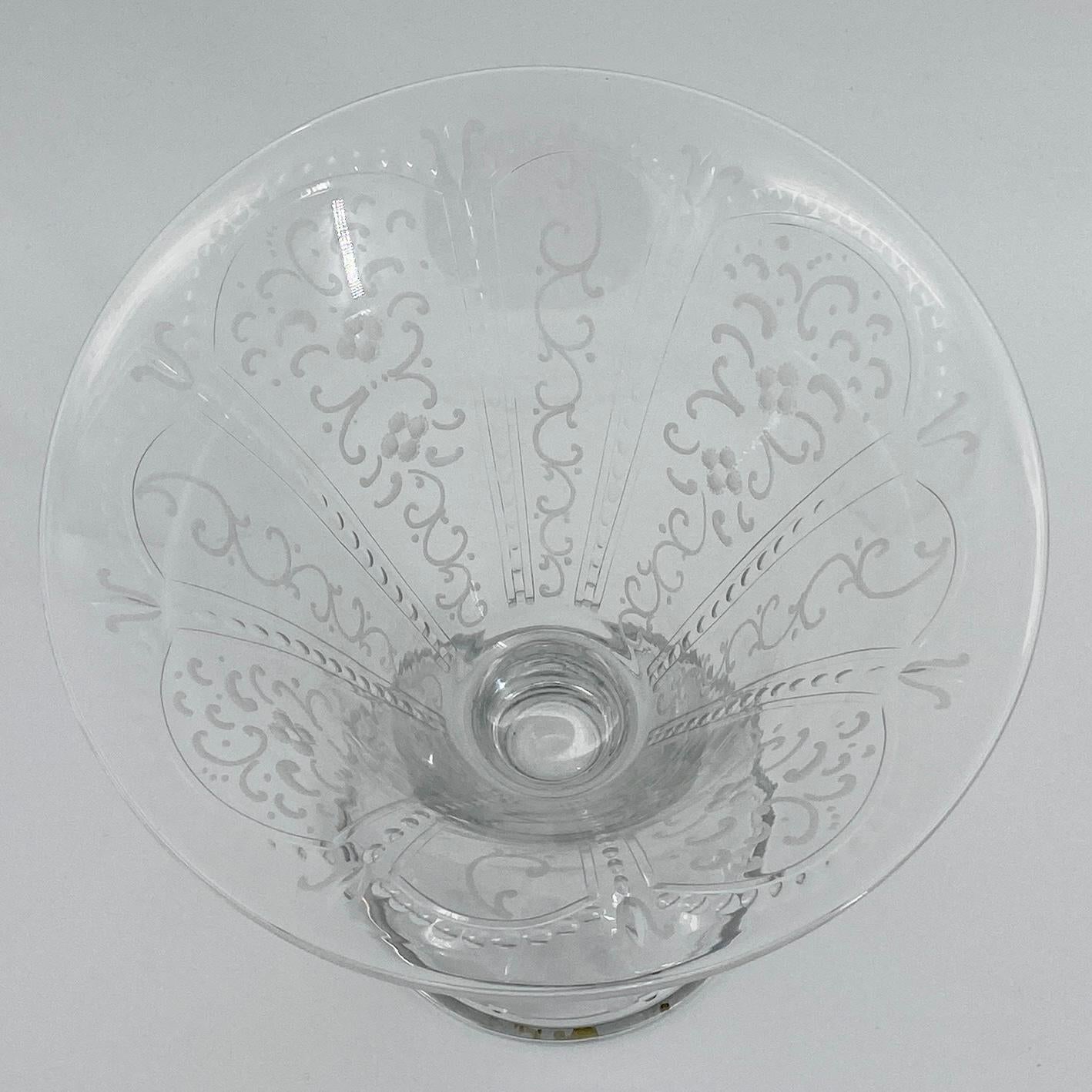 Gran jarrón sueco Art Déco de trompeta de cristal de Kosta Boda, firmado Kosta 54 en venta 3