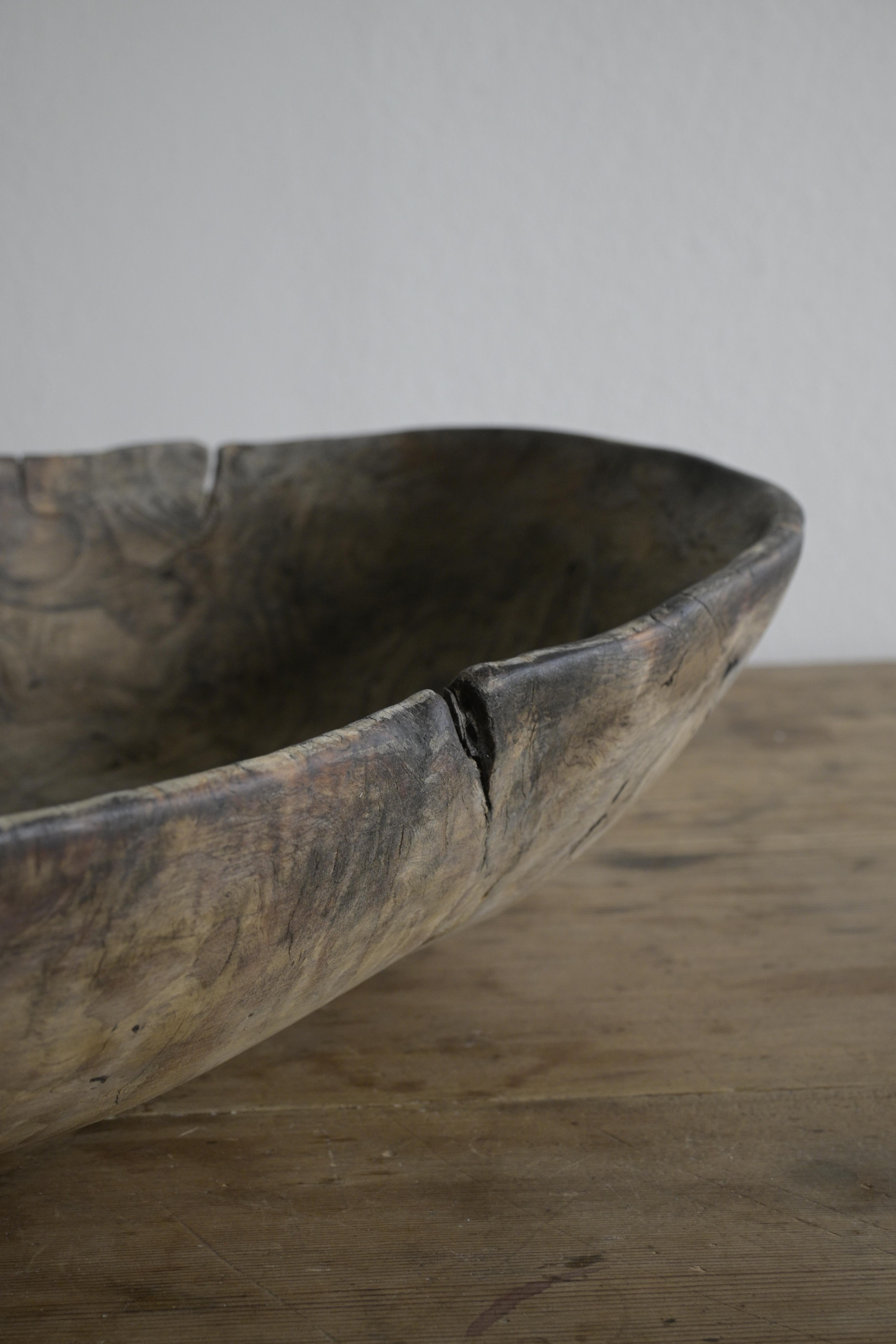 Scandinave moderne Grand bol suédois en loupe de bouleau, vers 1850 en vente