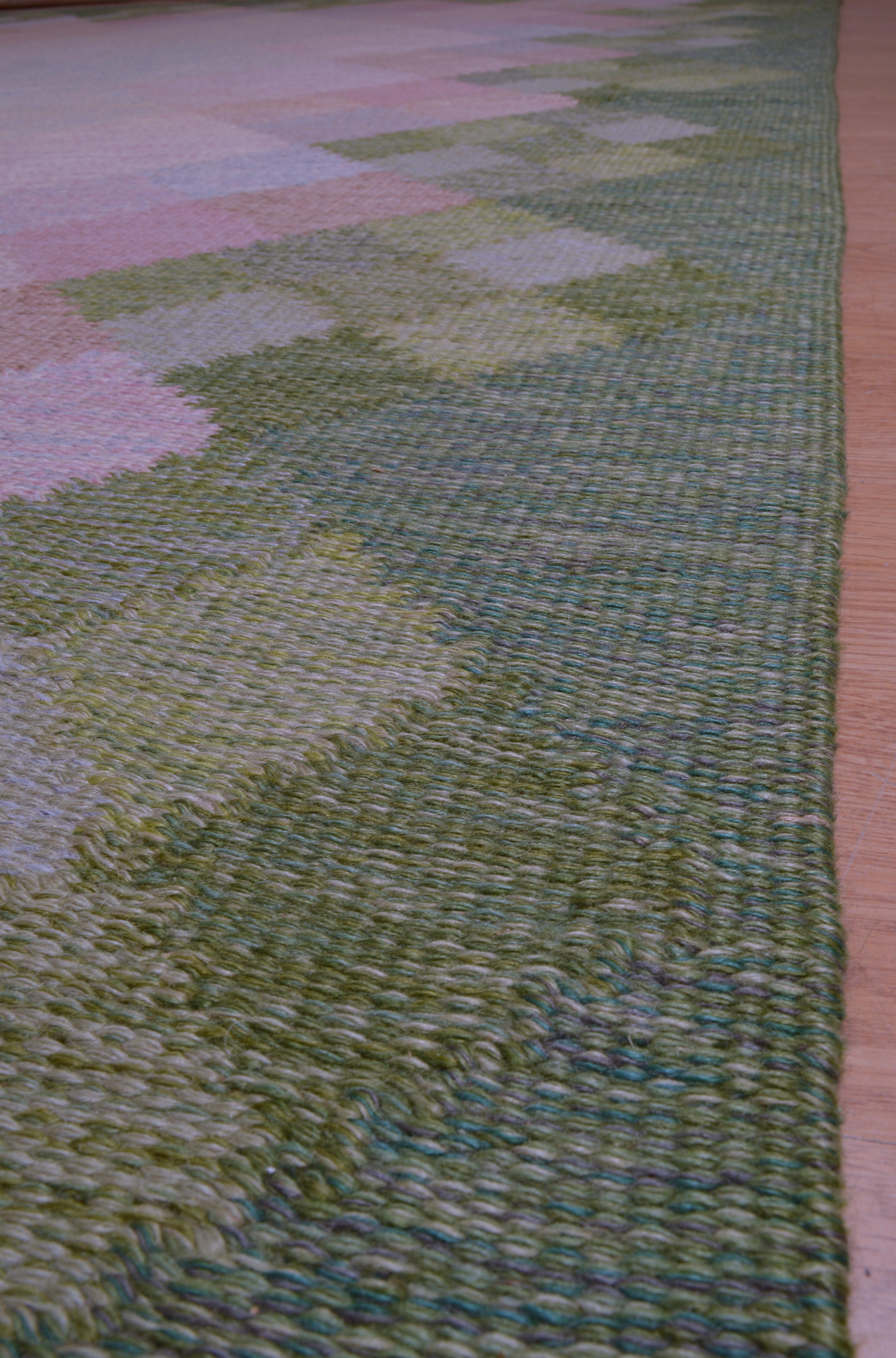 20th Century Large Swedish Flat-Weave Kilim Rölakan Carpet 
