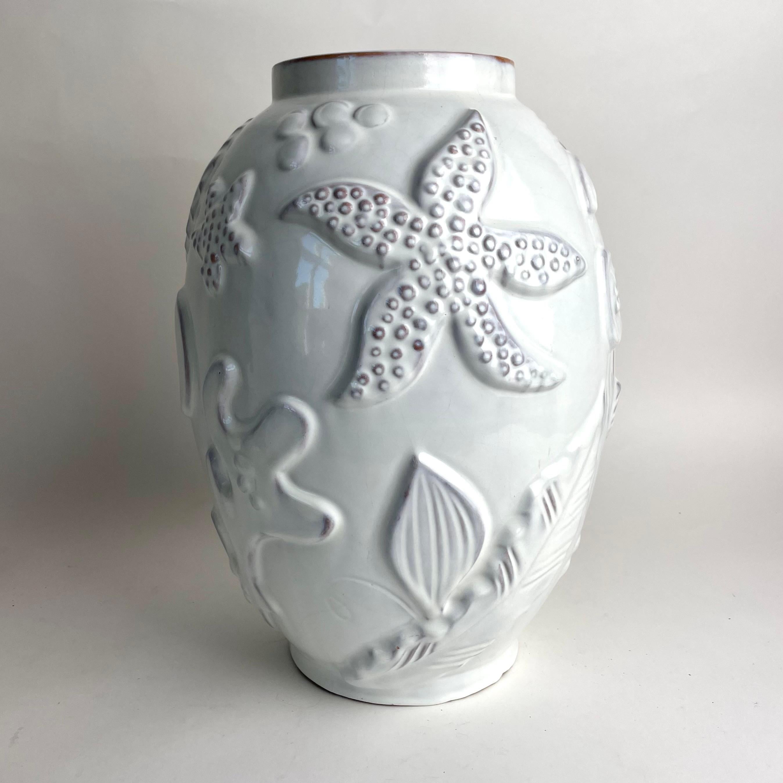 Mid-Century moderno Grande vaso da terra svedese, Anna-Lisa Thomson, Upsala Ekeby 1940s Svezia in vendita
