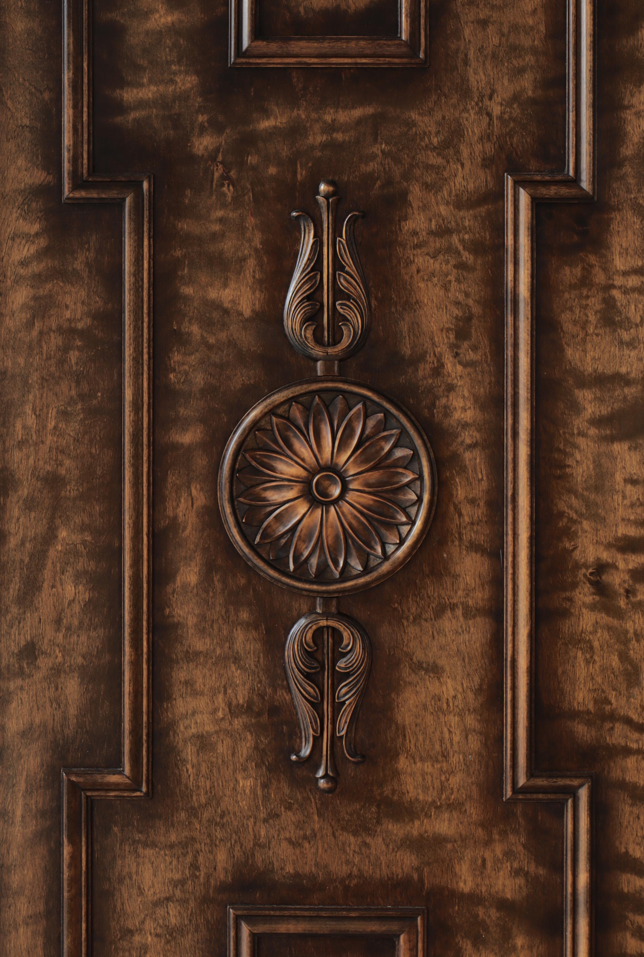 Großer schwedischer Grace-Schrank „BORGHOLM“ aus gebeizter Birke, Bodafors, 1920er Jahre, Schweden im Angebot 3