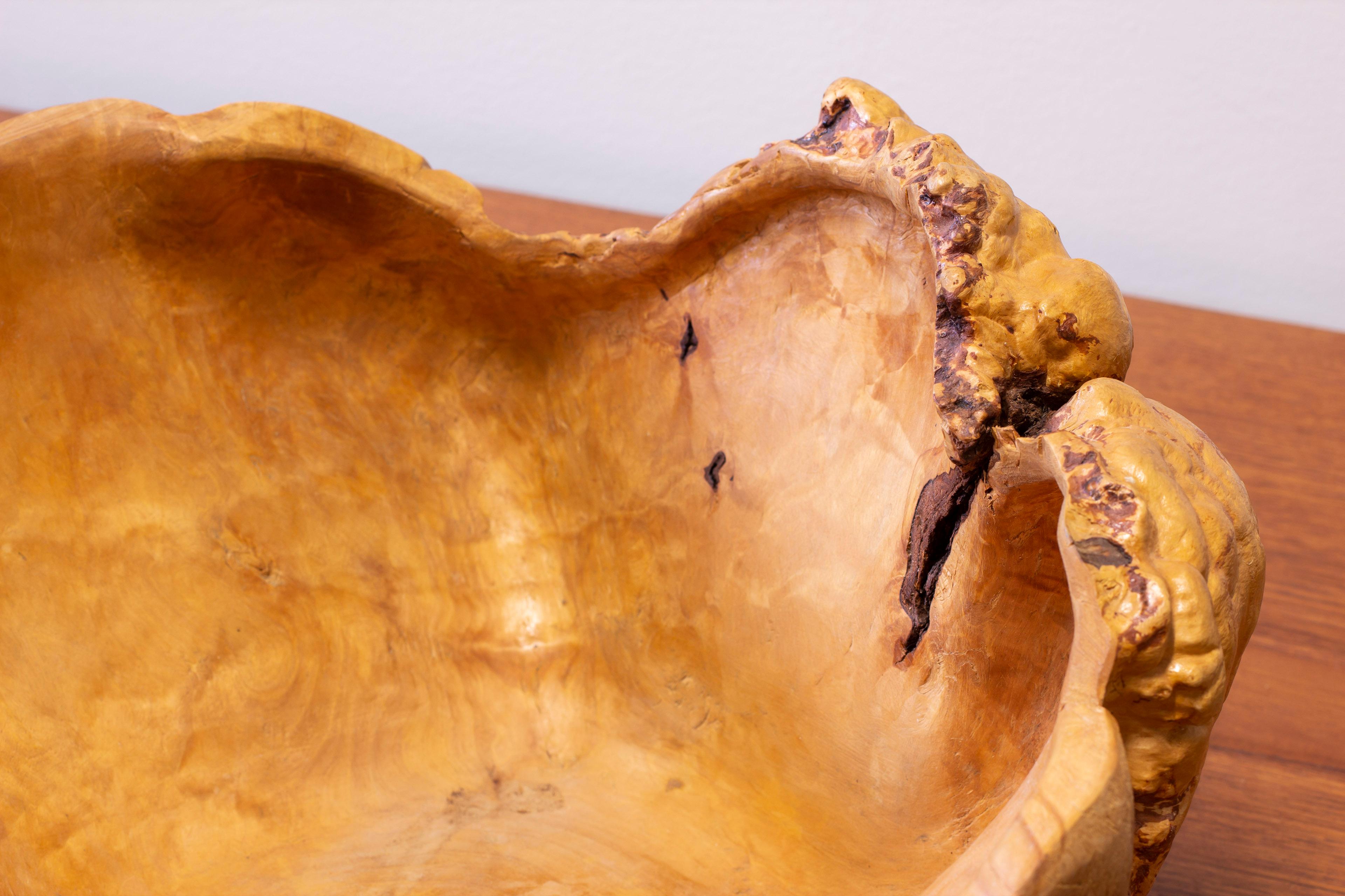 Gran cuenco sueco de madera burl de abedul hecho a mano, años 60-70 en venta 3