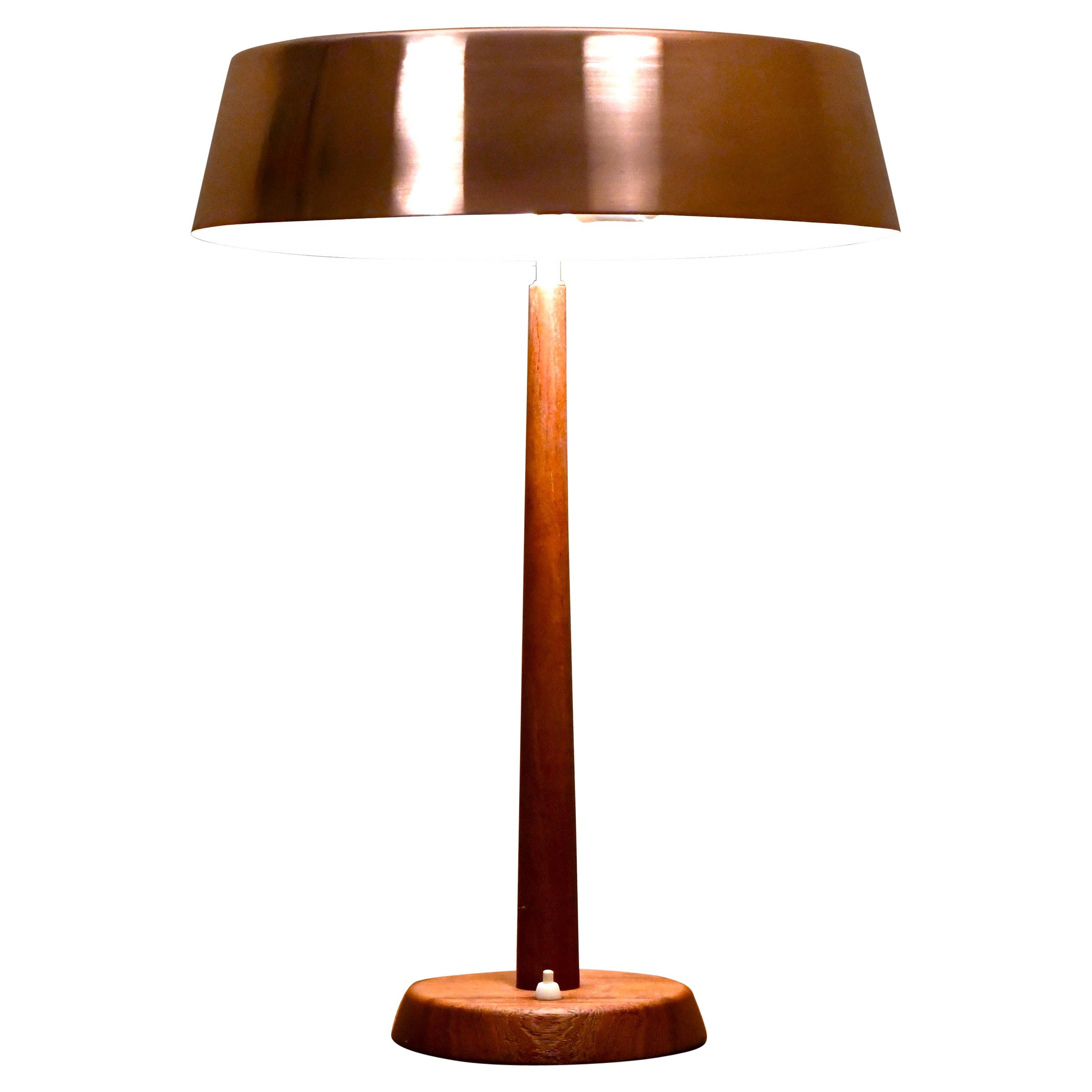 Gran lámpara de mesa sueca moderna de cobre y teca de Pagos Armaturfabrik, años 50 en venta