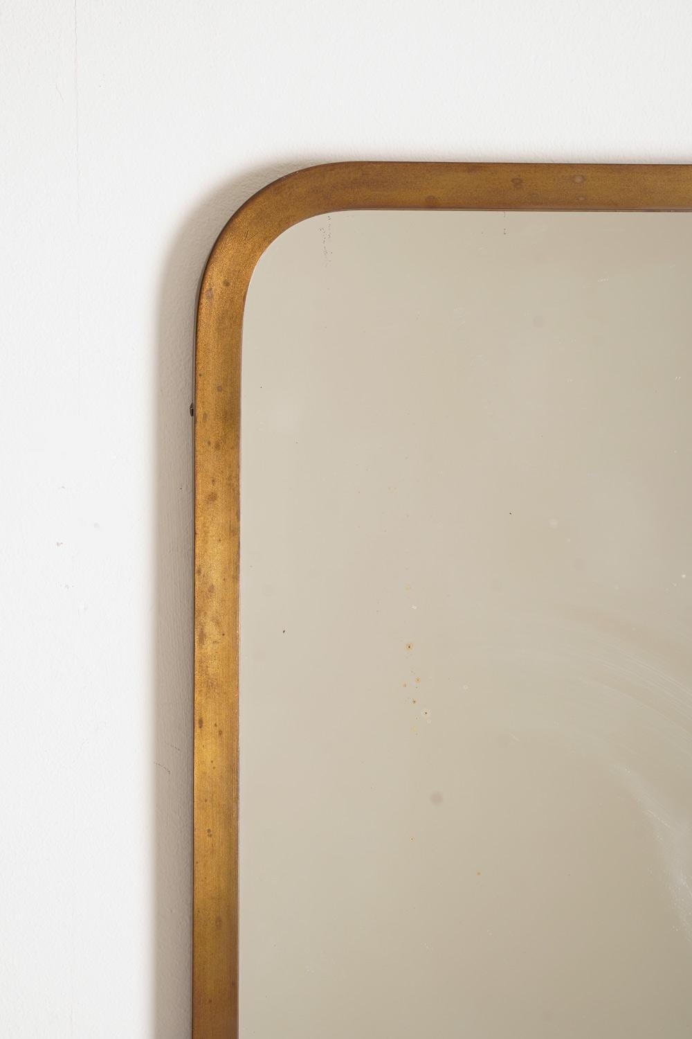 Large Swedish Modern Mirror in Brass by Nordiska Kompaniet 1930s In Good Condition For Sale In Karlstad, SE
