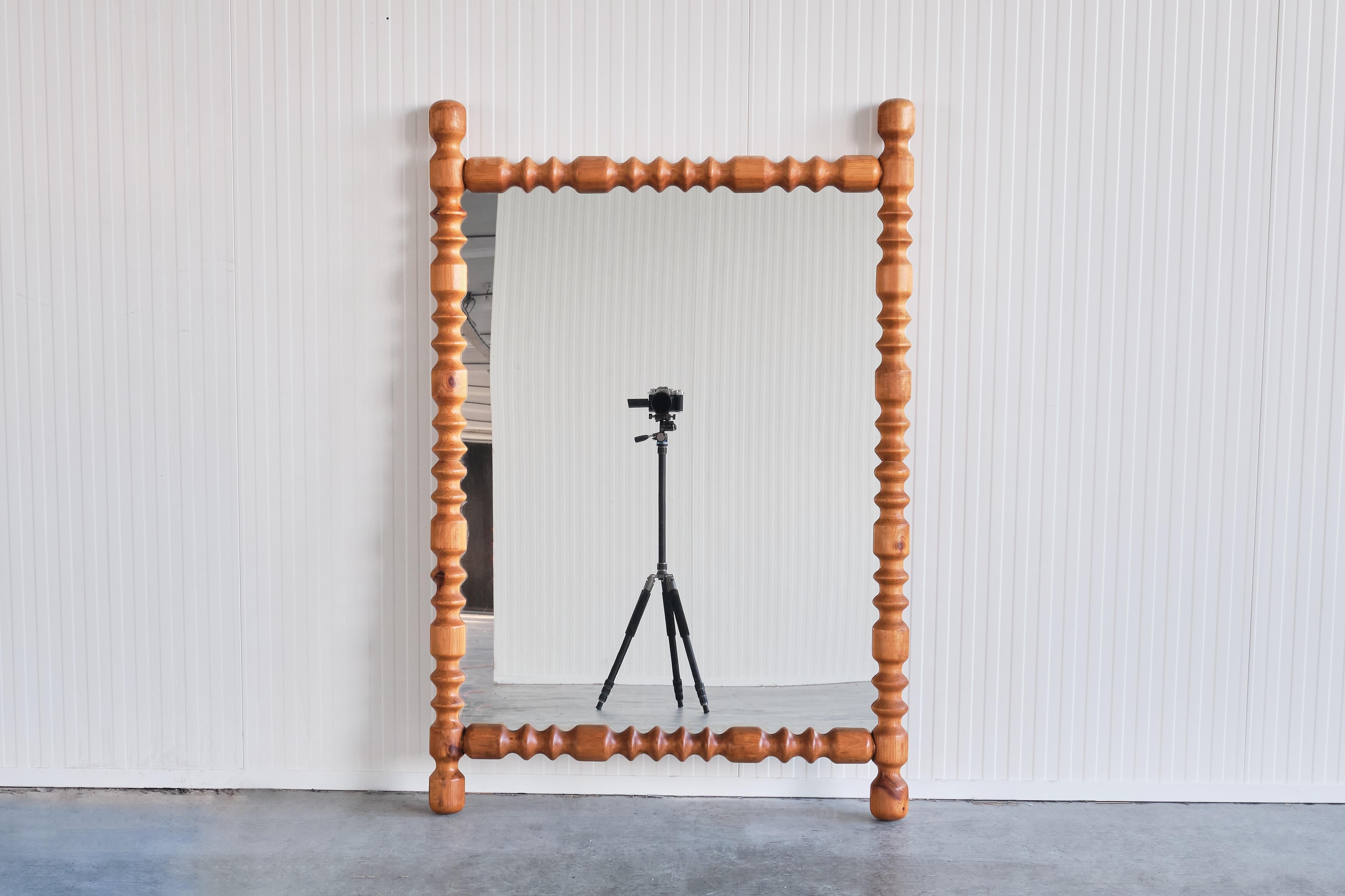 This striking, large mirror was produced by Glas Mäster in Markaryd, Sweden, in the late 1960s.
This generously sized rectangular mirror can be placed as floor mirror and can also be installed as a wall mirror (hanging wire is installed on the