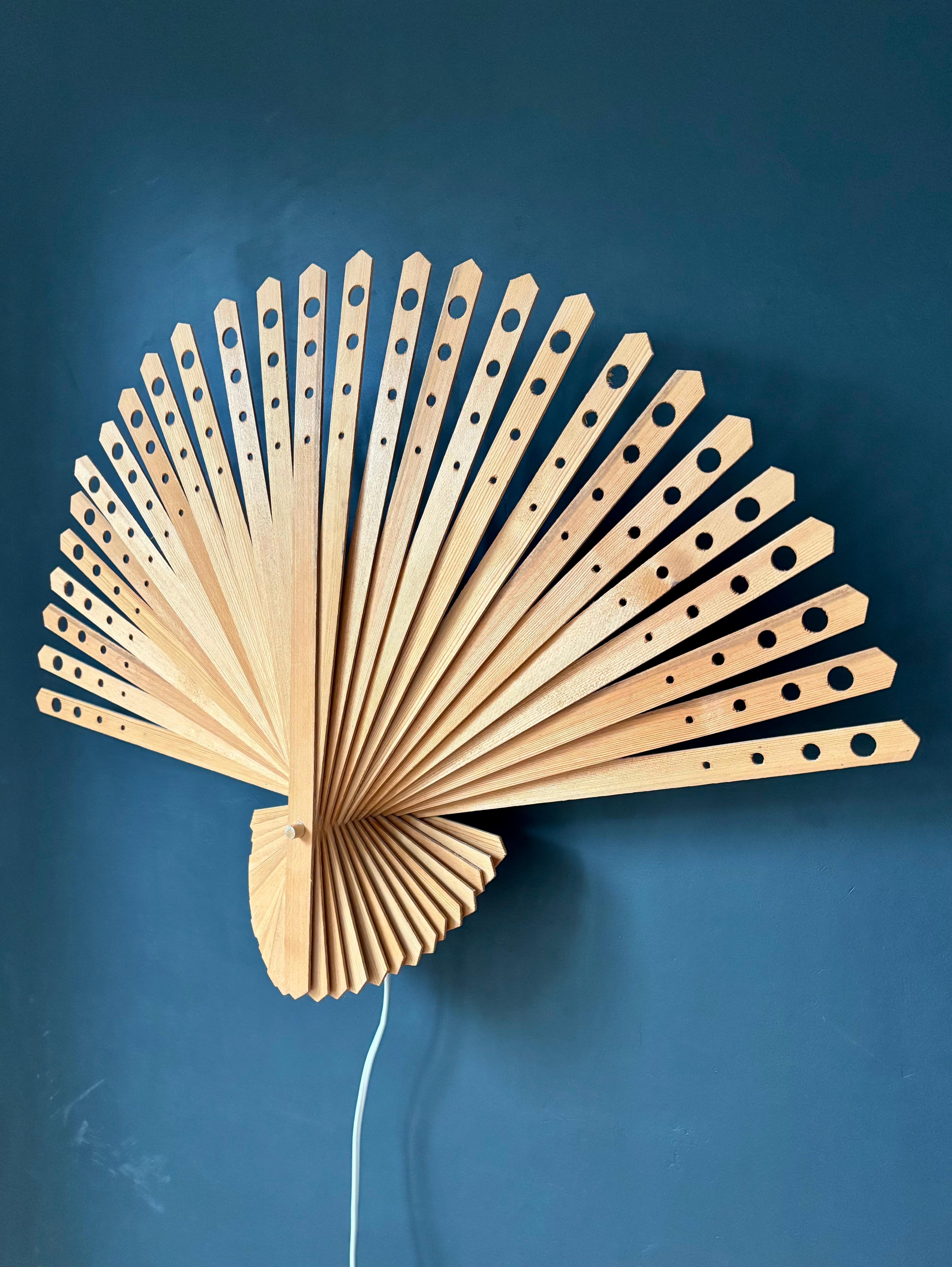 Hand-Carved Large Swedish Modern Pine Wood Fan Wall Light, 1970s For Sale