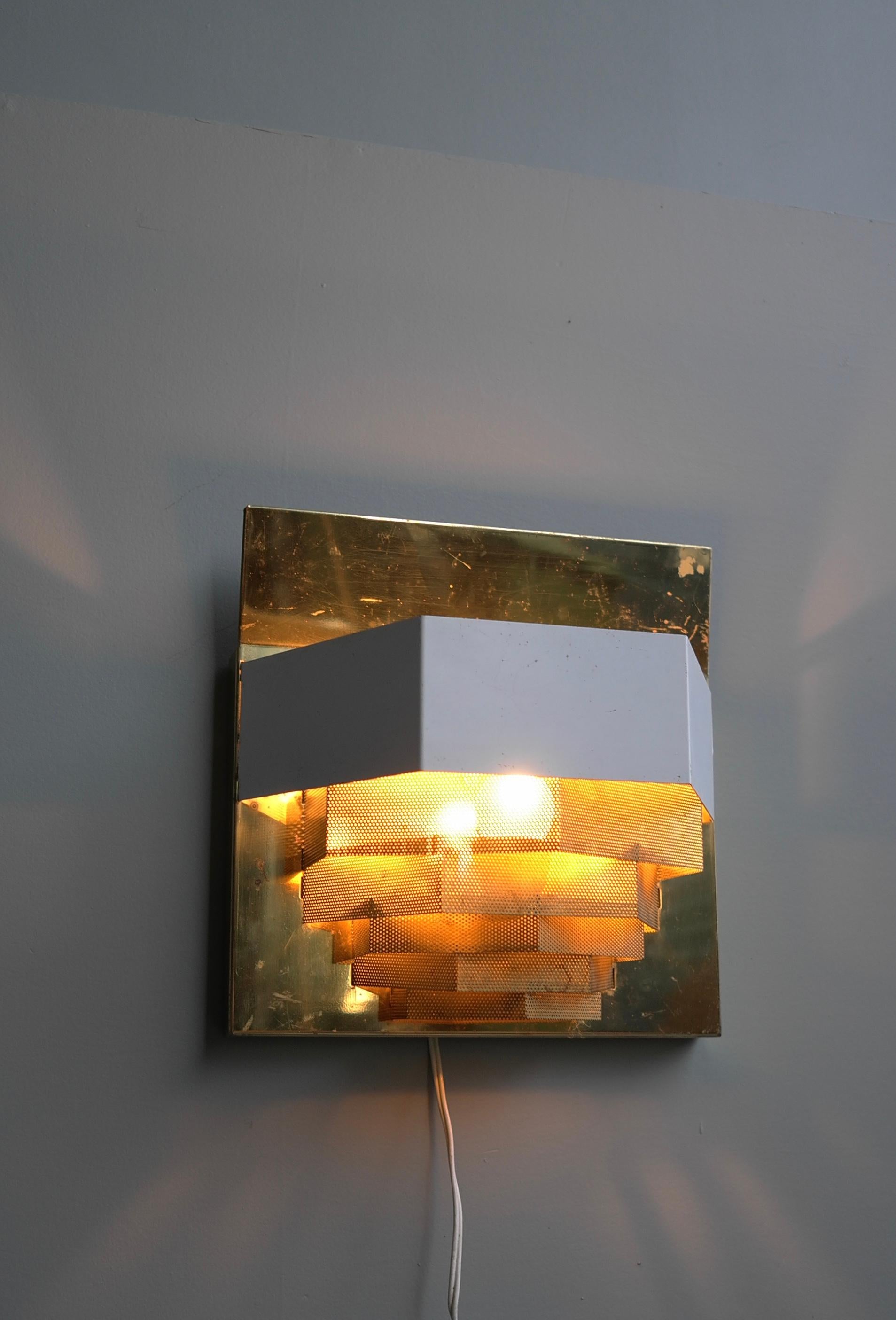 Mid-Century Modern Large Swedish Monumental Brass and Metal Mesh Wall Lamp, 1960s For Sale