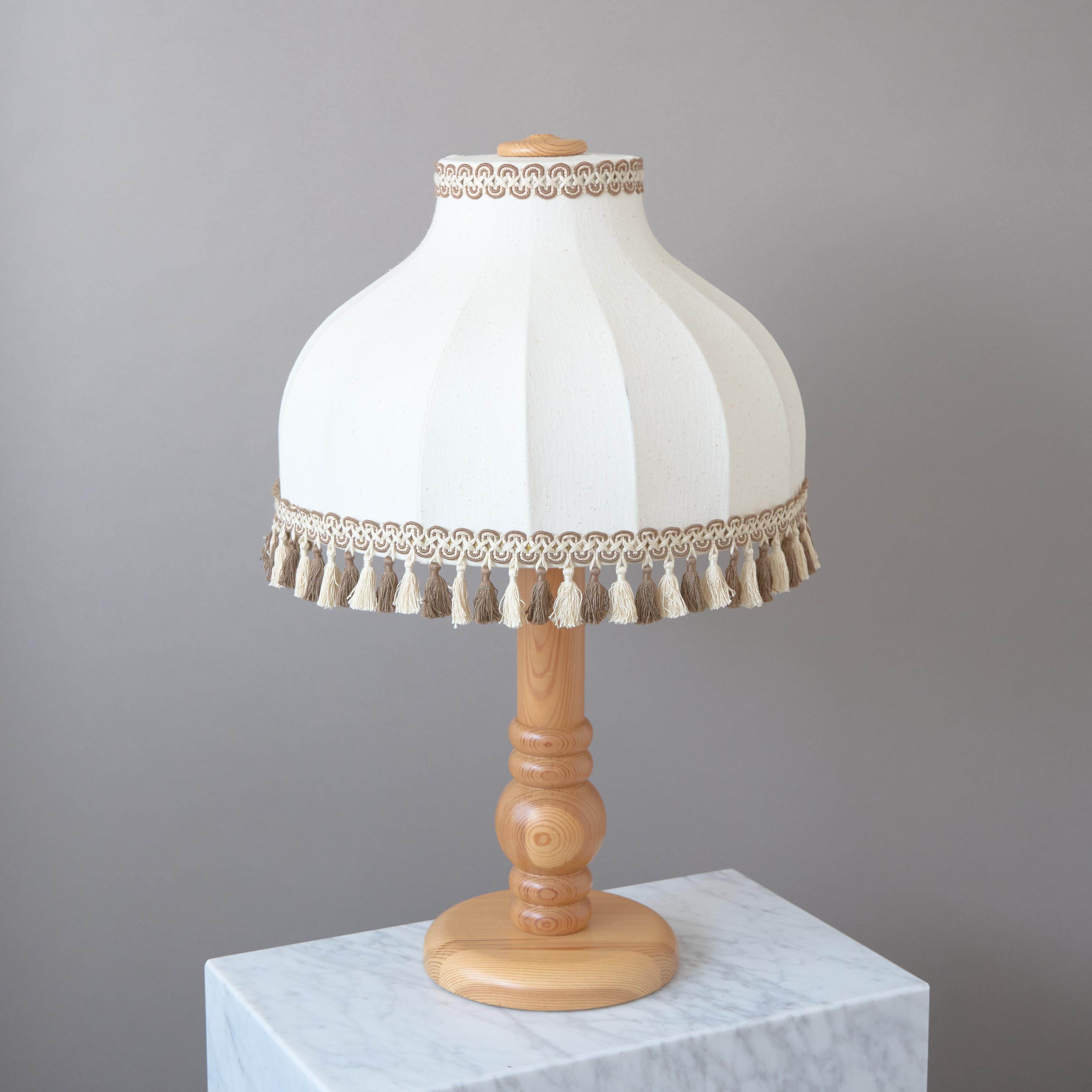 Mid-Century Modern Large Swedish Pine Wood Table Lamp w. Original Fabric Shade, 1970s For Sale
