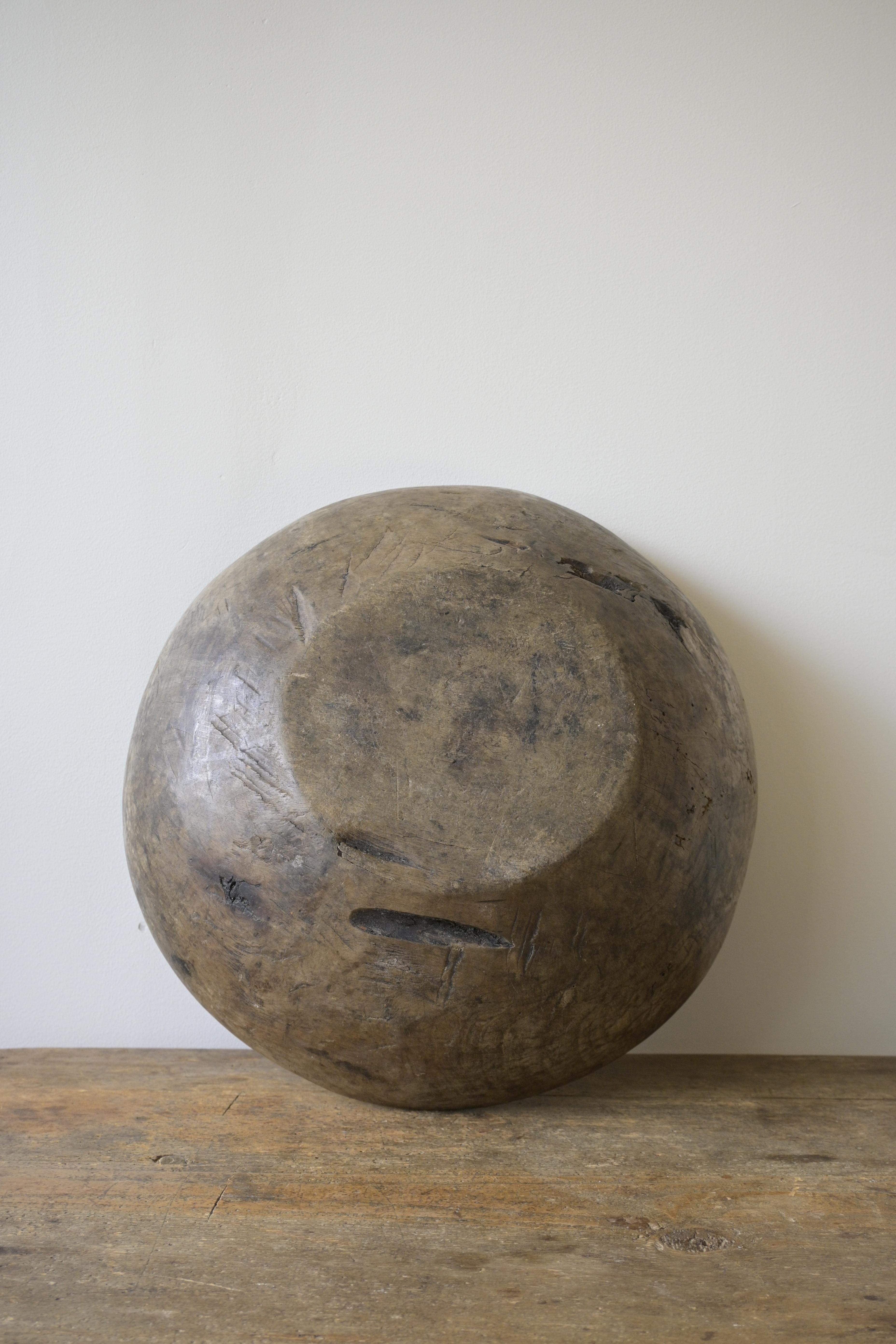 Large Swedish Root Bowl ca 1850 For Sale 6