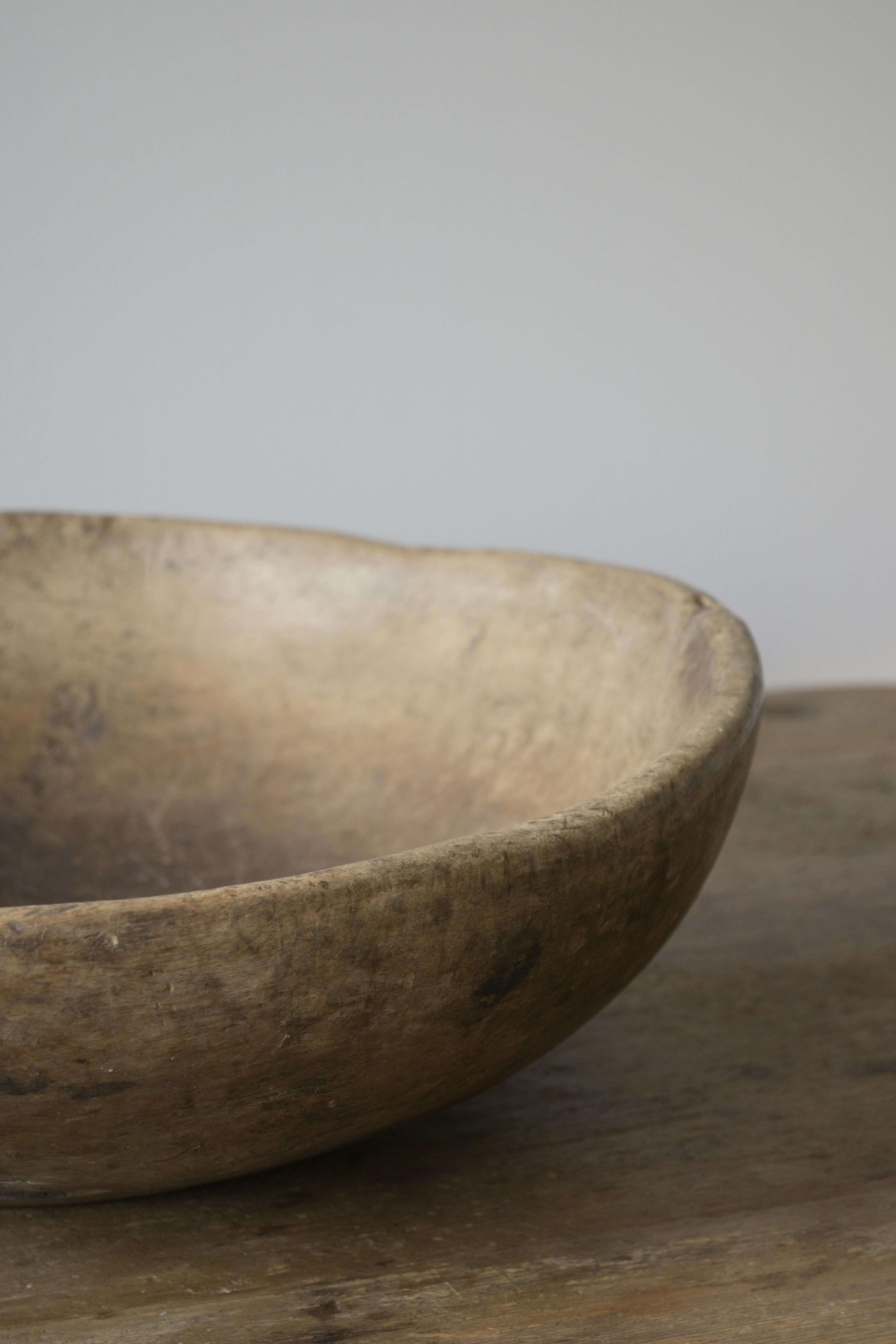 Large Swedish Root Bowl ca 1850 For Sale 1