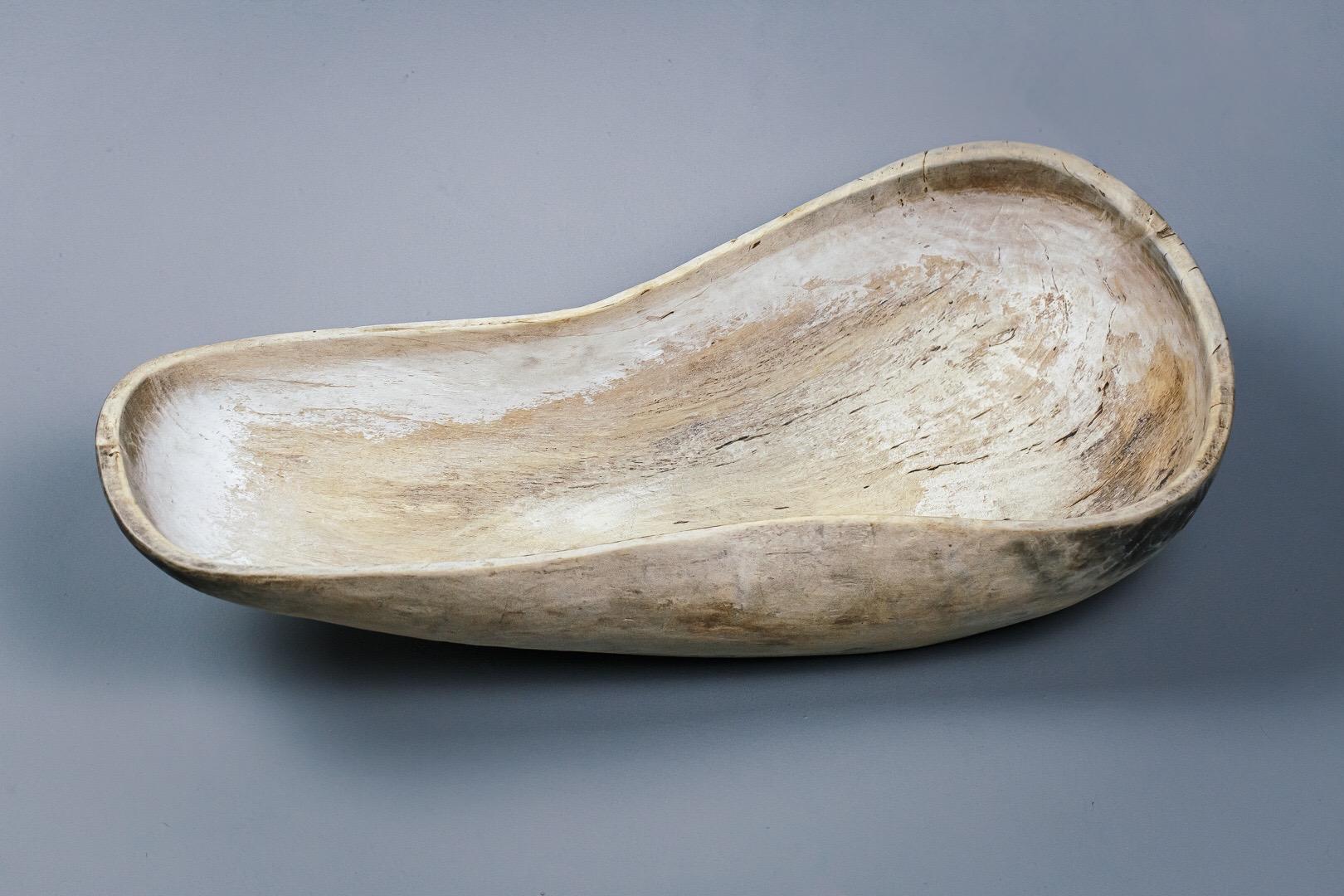 Sculptural Swedish root or knot bowl, dry surface unusual scoop like form. Initialled and dated AAS 1872 to the underside.
Dimensions: 22cm x 48cm x 13cm.

Stock number: 1895.