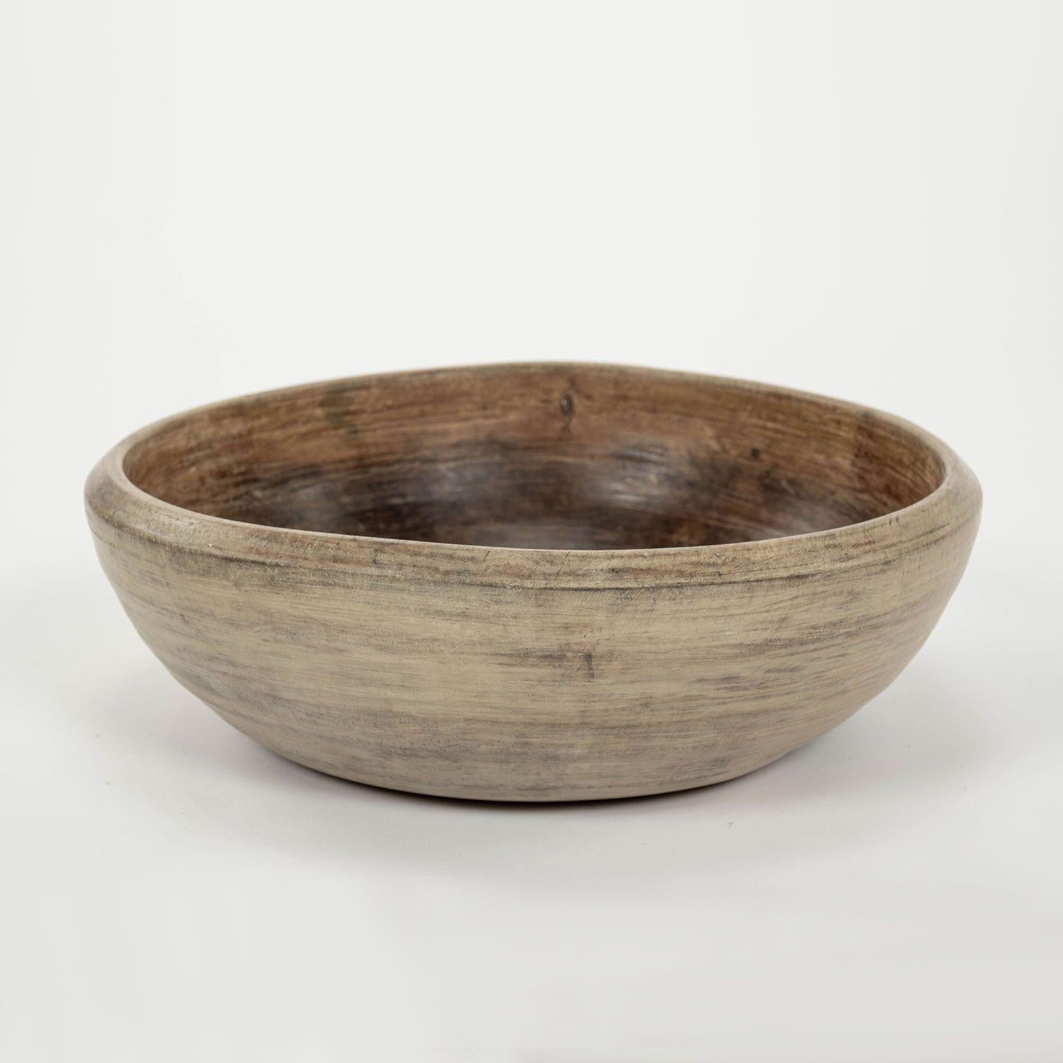 Large Swedish Turned Walnut Dough Bowl In Fair Condition For Sale In Houston, TX