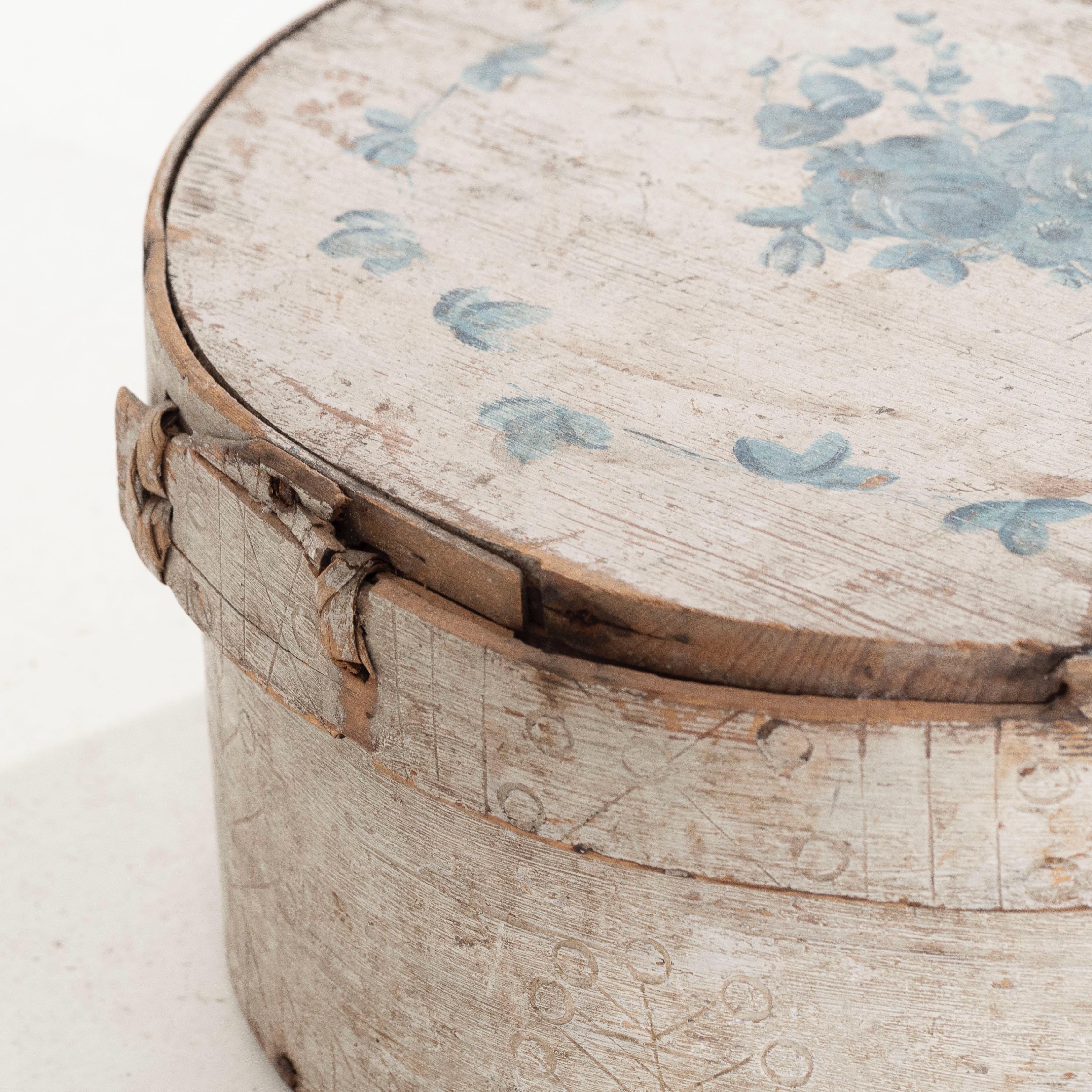 19th Century Large Swedish Unica Wooden Storage Box, 19th C. For Sale
