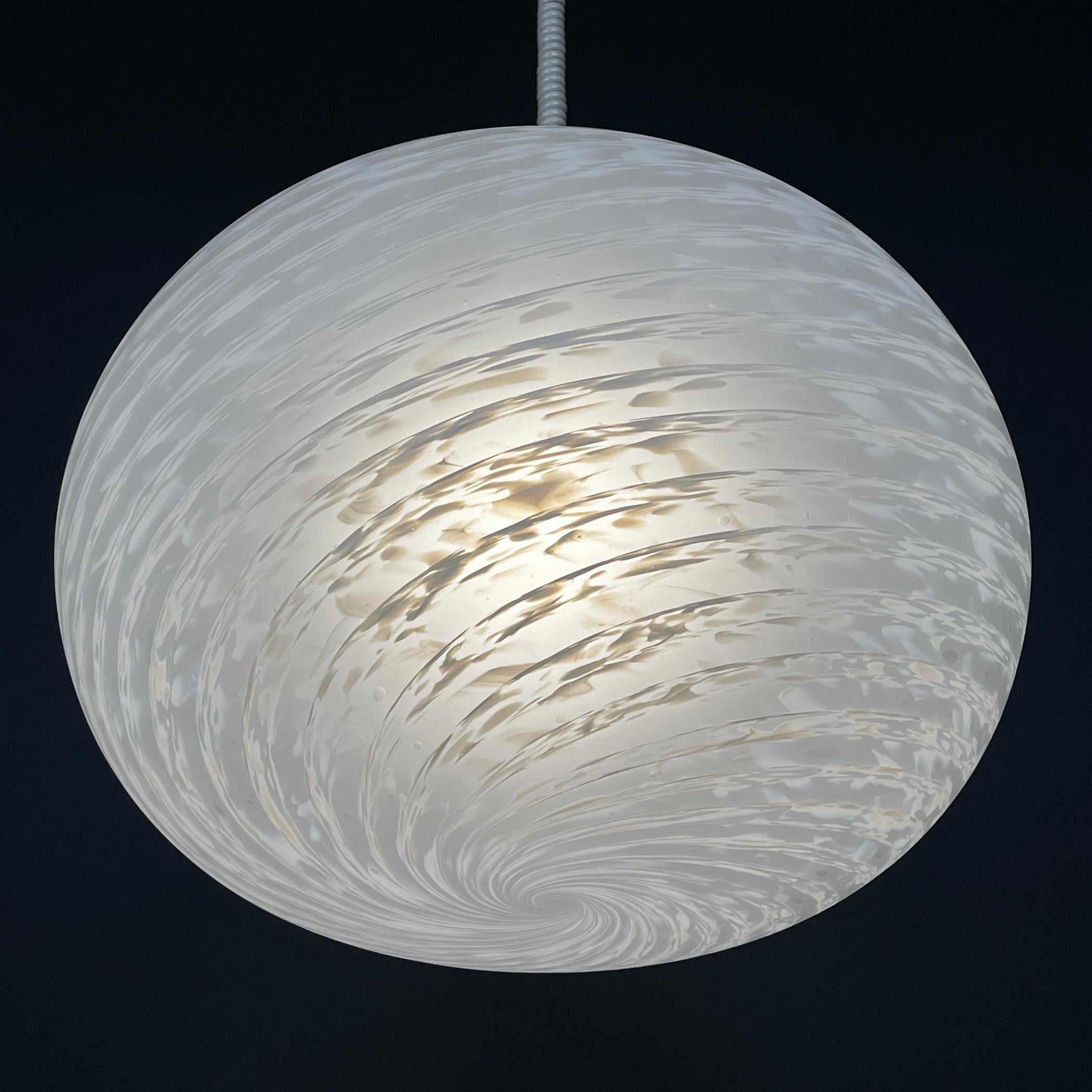 Large swirl murano glass pendant lamp Vetri Murano Italy 1970s For Sale 2