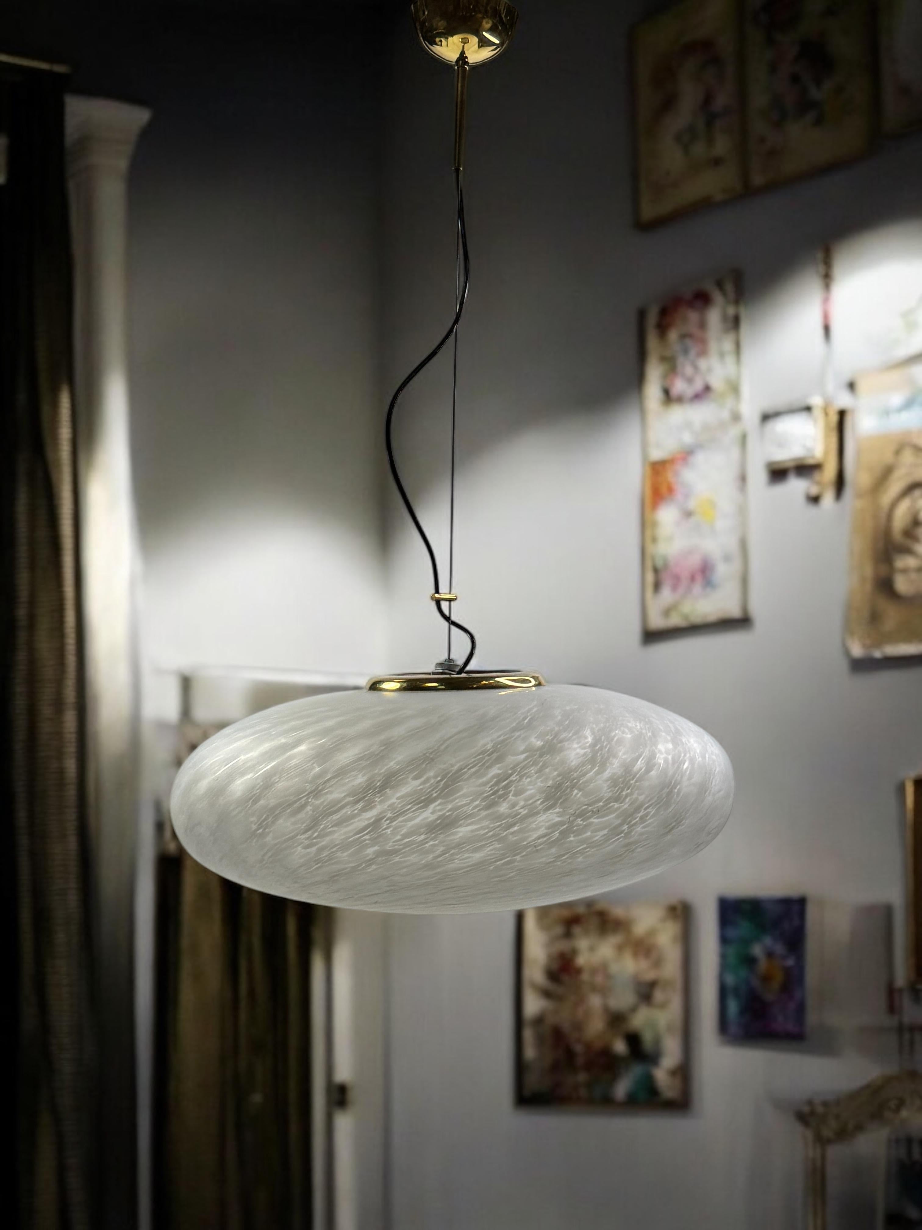 Colgante grande de cristal de Murano en forma de remolino OVNI Vetri Murano Italia Años 70 en venta 10