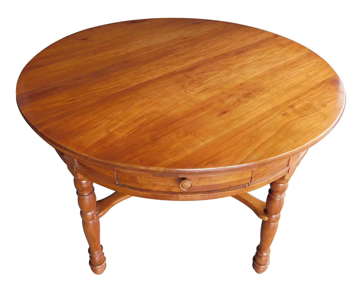 Early 20th Century Large Swiss Cherrywood Single-Drawer Circular Center Table For Sale