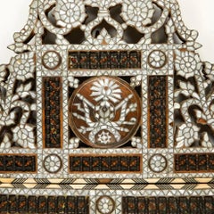 Gran espejo sirio con incrustaciones de nácar