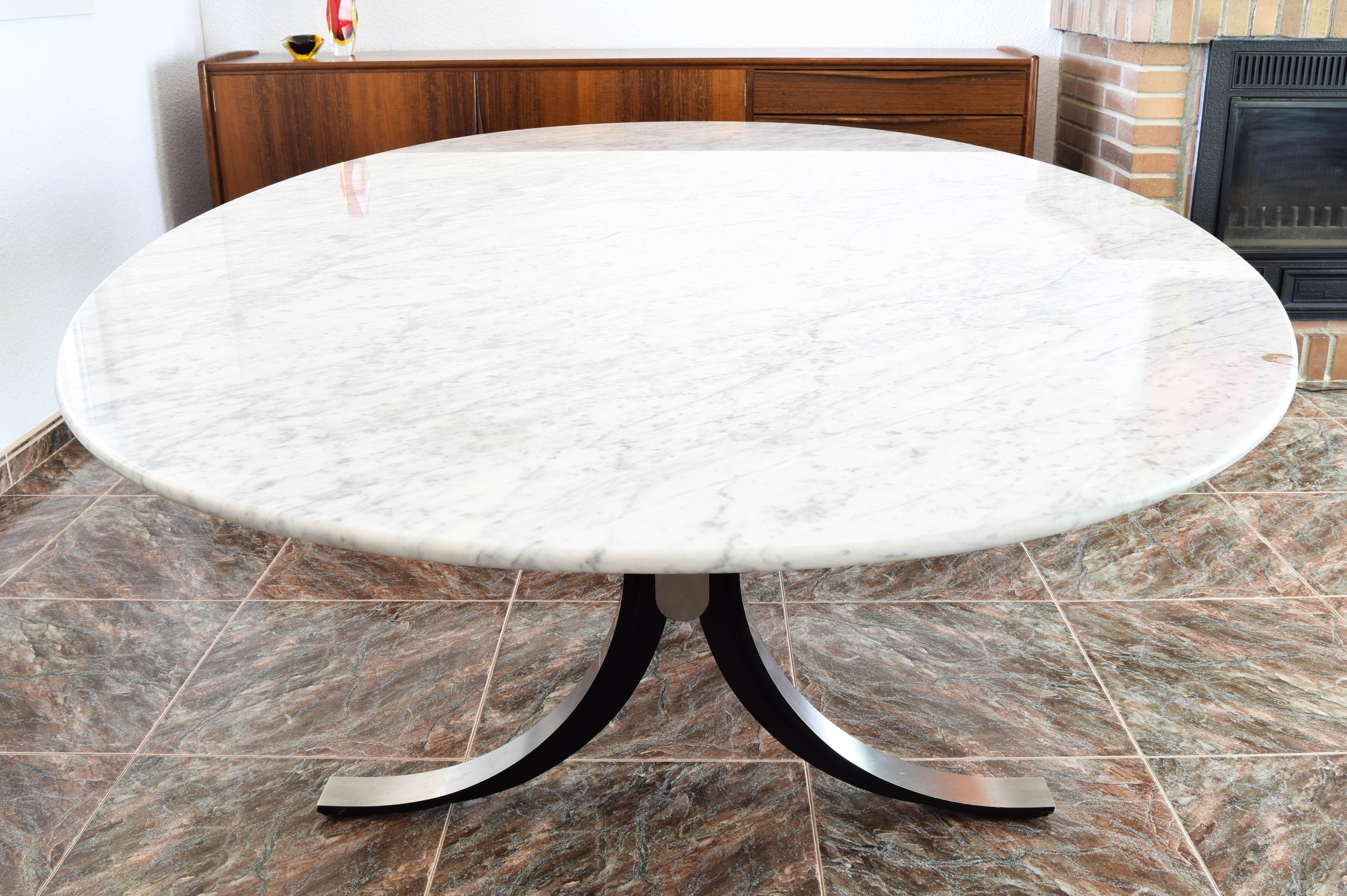 Large T102 Marble Table by Osvaldo Borsani and Eugenio Gerli for Tecno Italia  In Good Condition In Escalona, Toledo