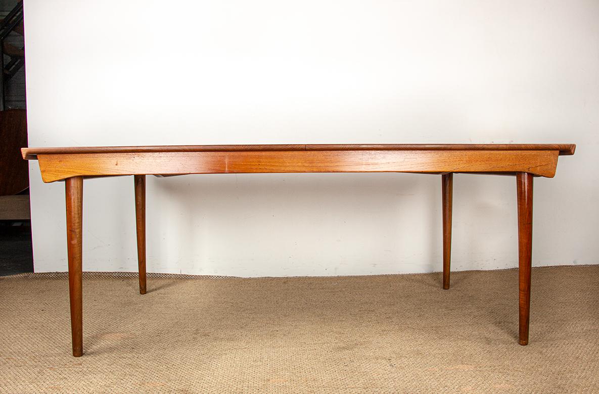 Tavolo grande, 290 cm, in teak SOLID di Peter Hvidt e Orla Molggard-Nielsen 1955 In condizioni ottime in vendita a JOINVILLE-LE-PONT, FR