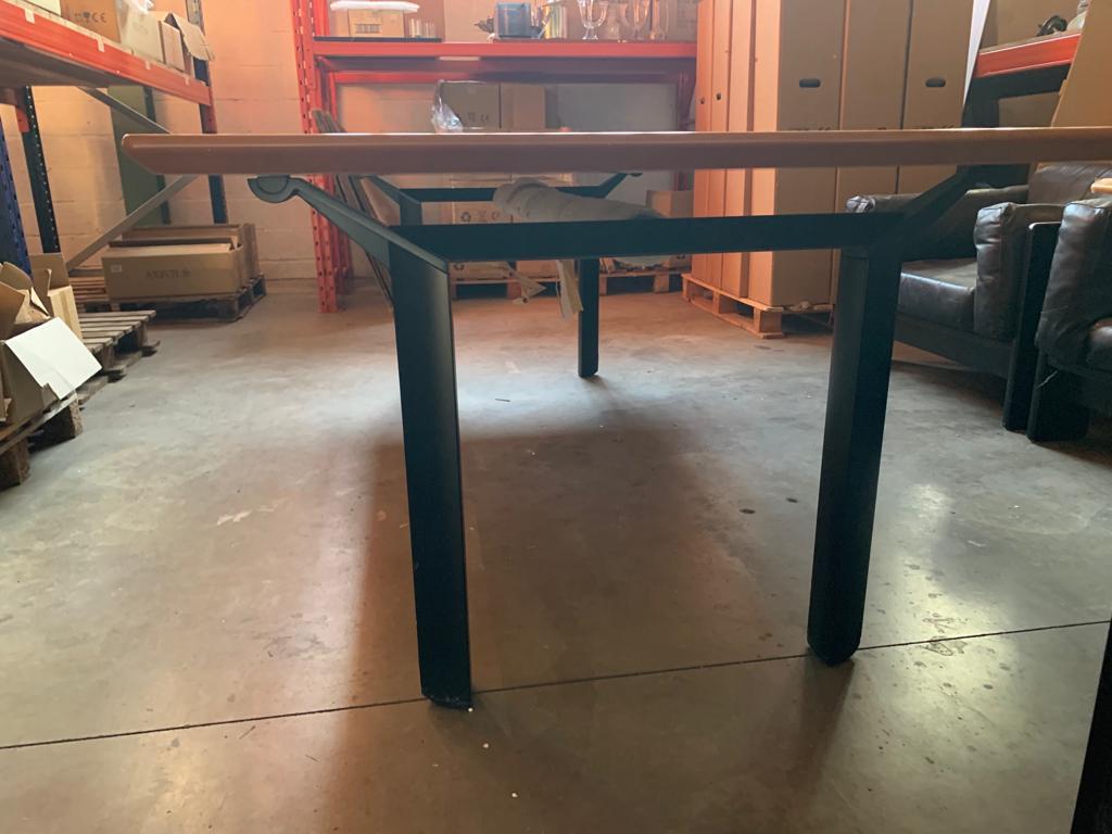 American Large table Bruce Burdick For Sale