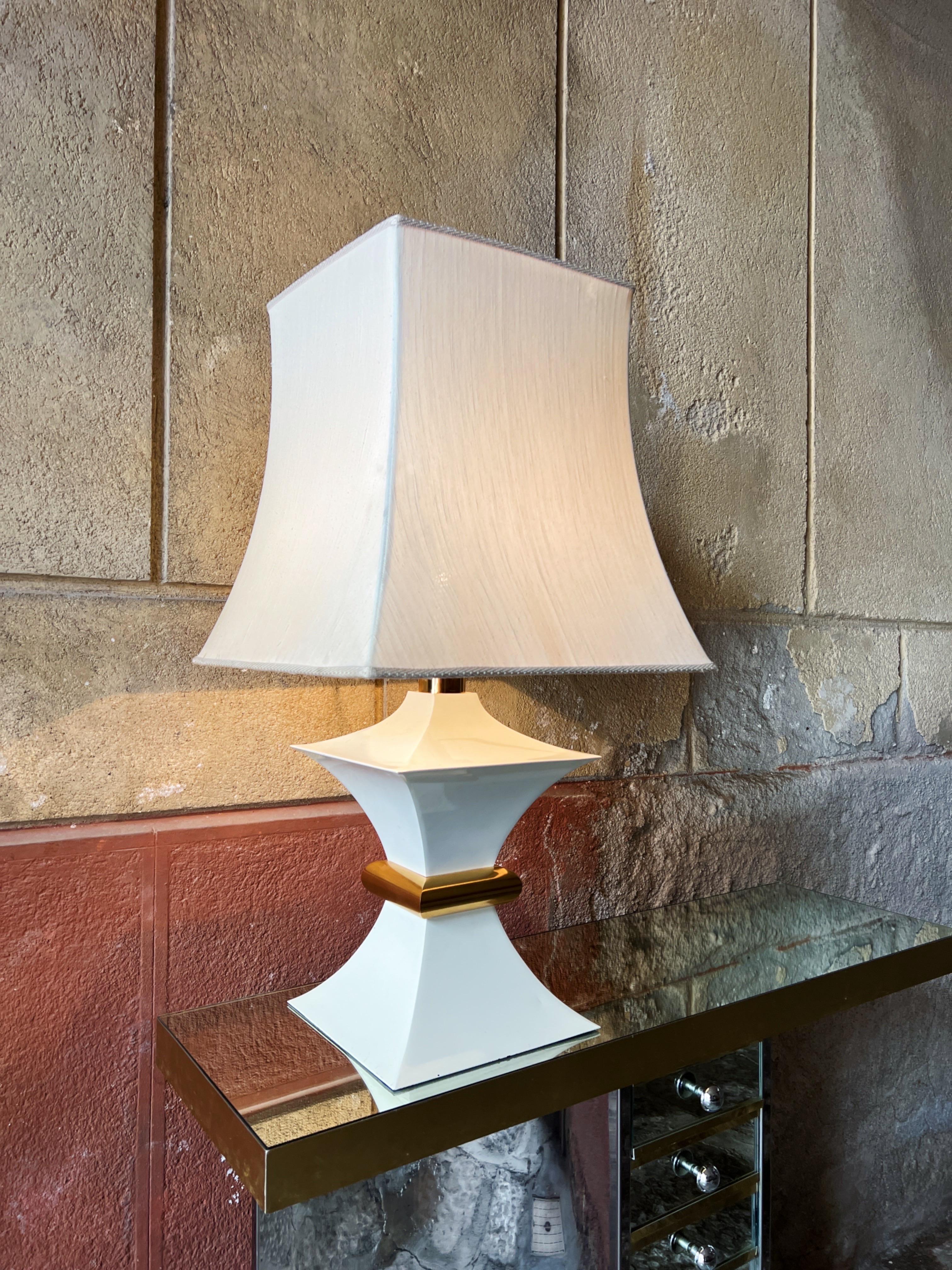 Metal Large Italian 1970s table lamp  For Sale