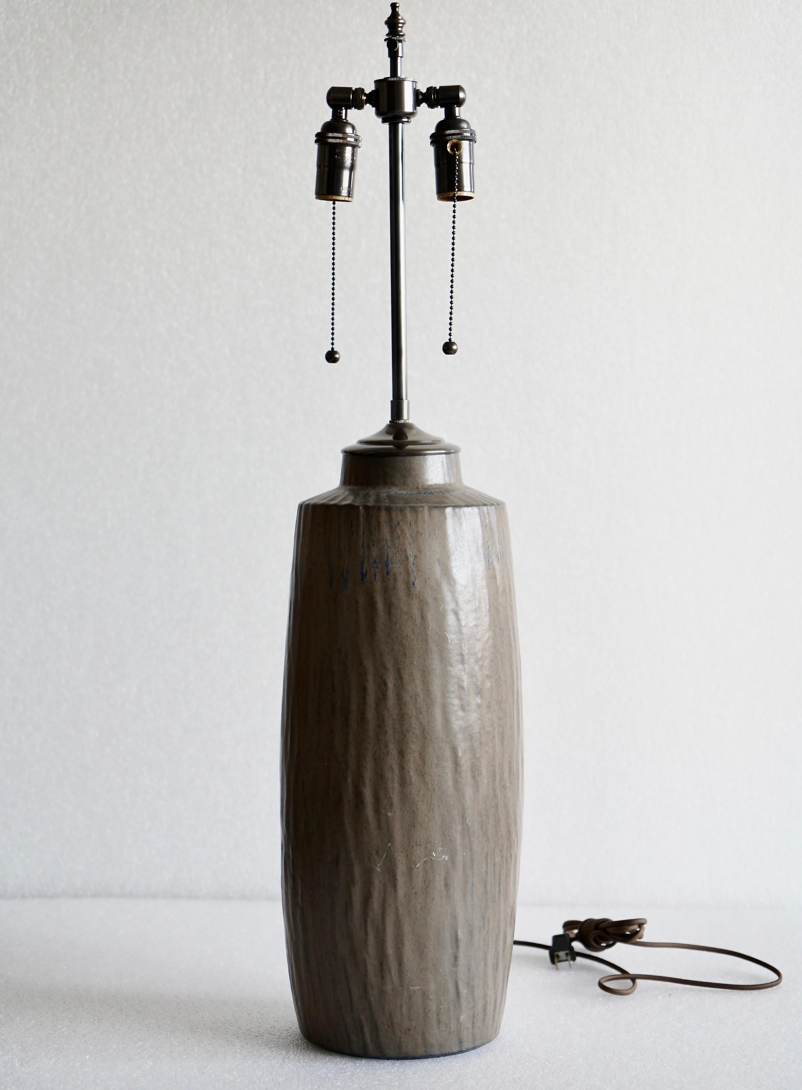 Large stoneware vase now a table lamp designed by GUNNAR NYLUND for Rostrand, Sweden , circa 1950th. 