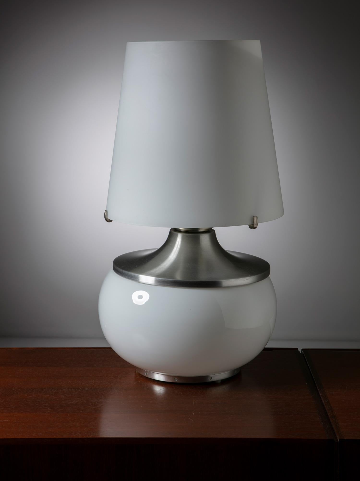 Large Table Lamp Model 879 by Pia Guidetti Crippa for Lumi, Italy, 1960s In Good Condition For Sale In Milan, IT