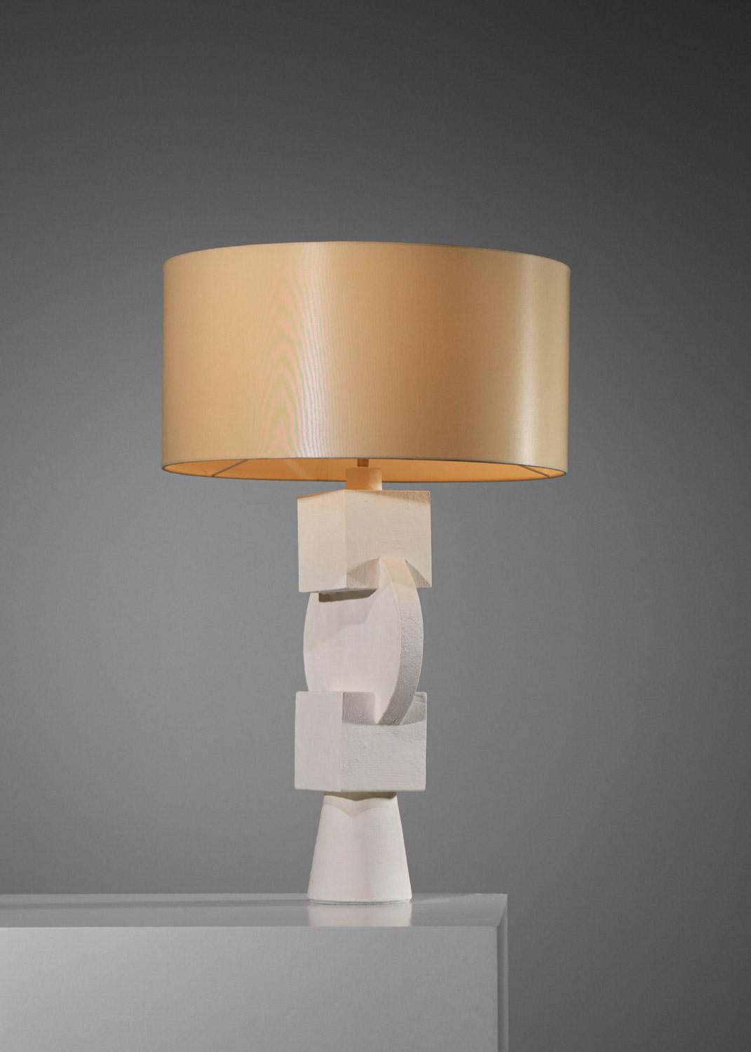 Grande lampe de table cubiste géométrique en plâtre dans l'esprit des années 40 en vente 9