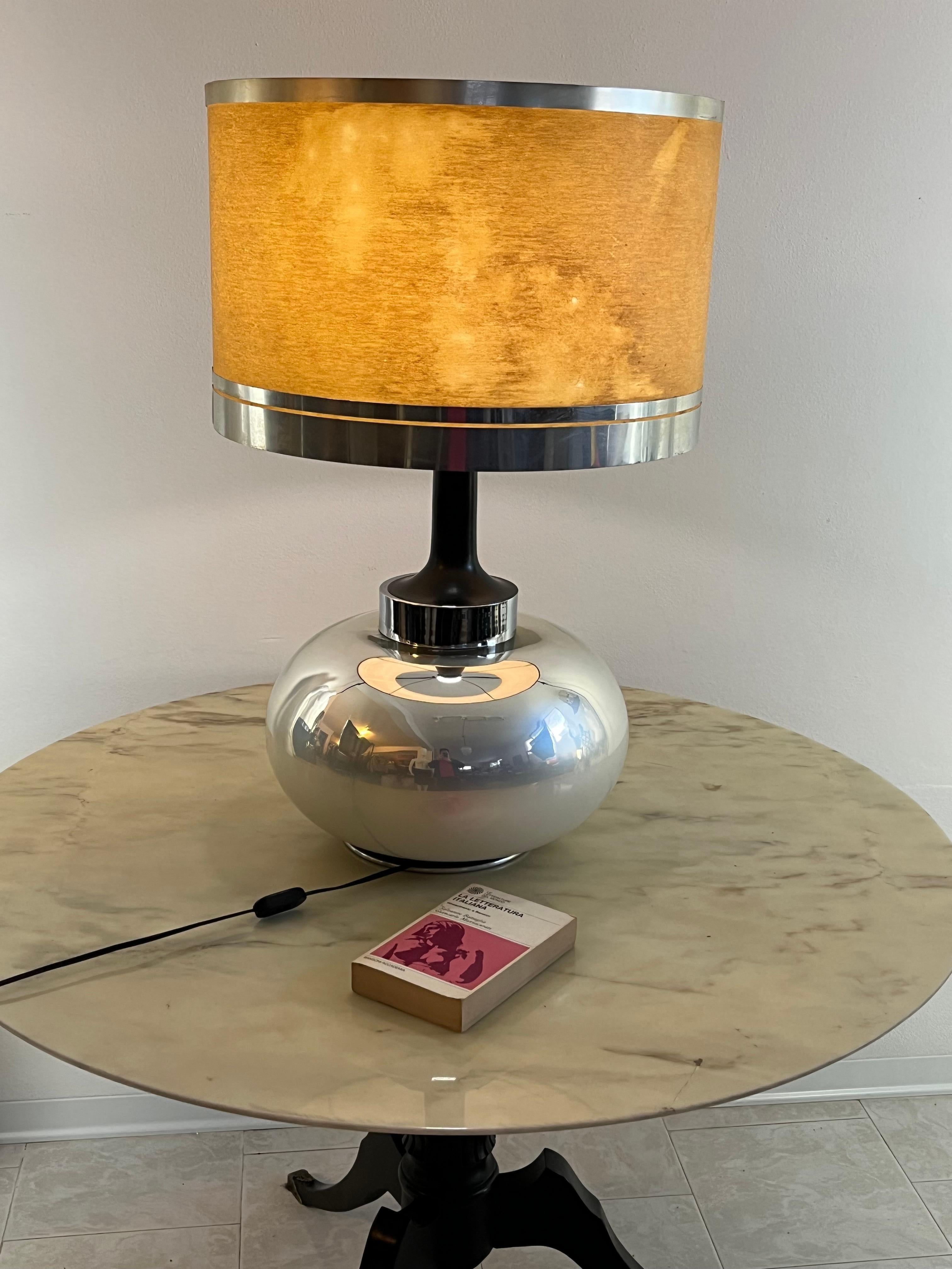 Opal Glass Large Table Lamp Italian Design 1970s For Sale 7