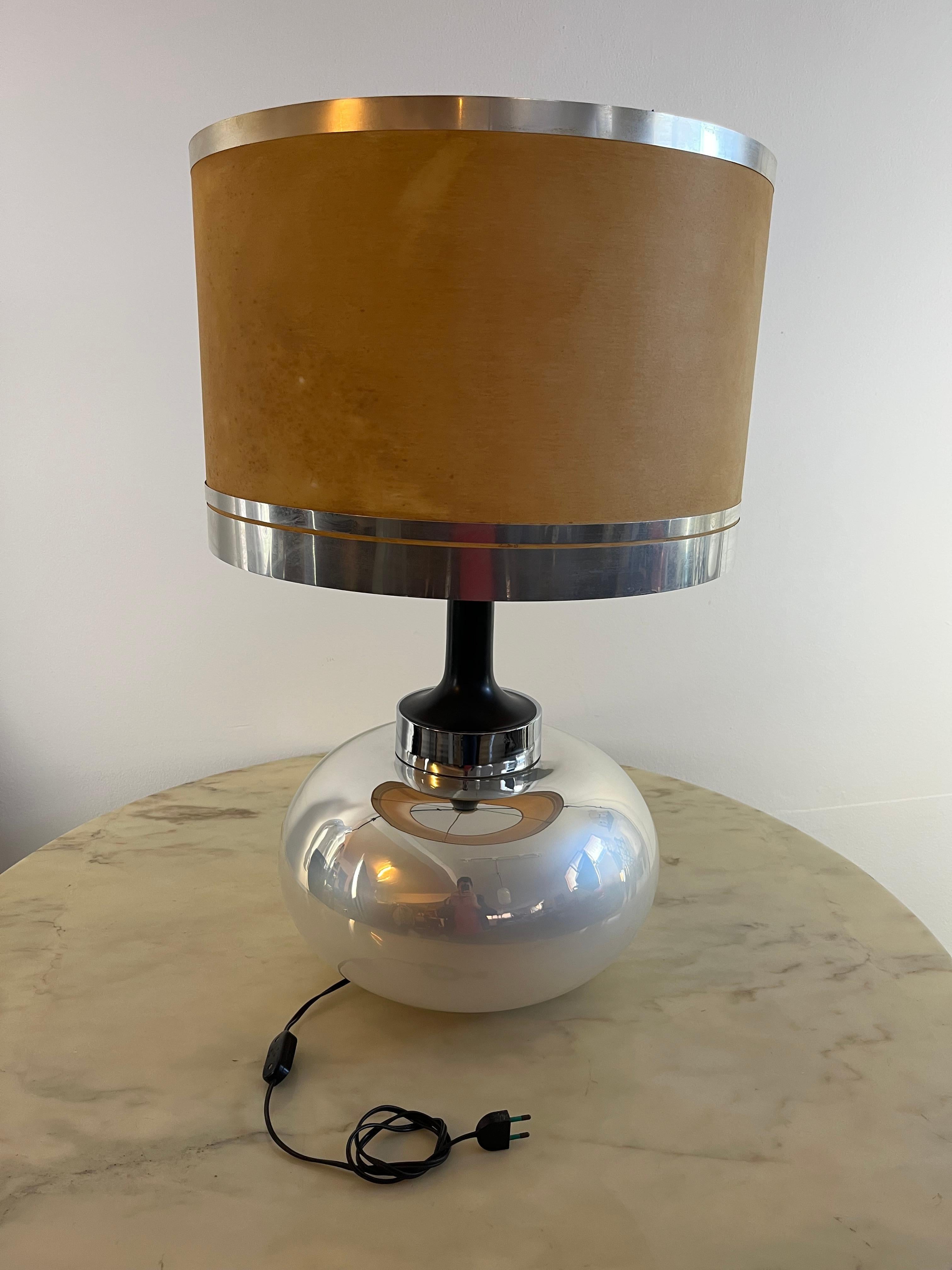 Large table lamp in opal glass. Italian production, 1970s. The lamp is in very good condition and shows only small signs of wear. The lampshade has stains and halos. The lamp alone is 55 cm high, it becomes 80 cm with the lampshade.