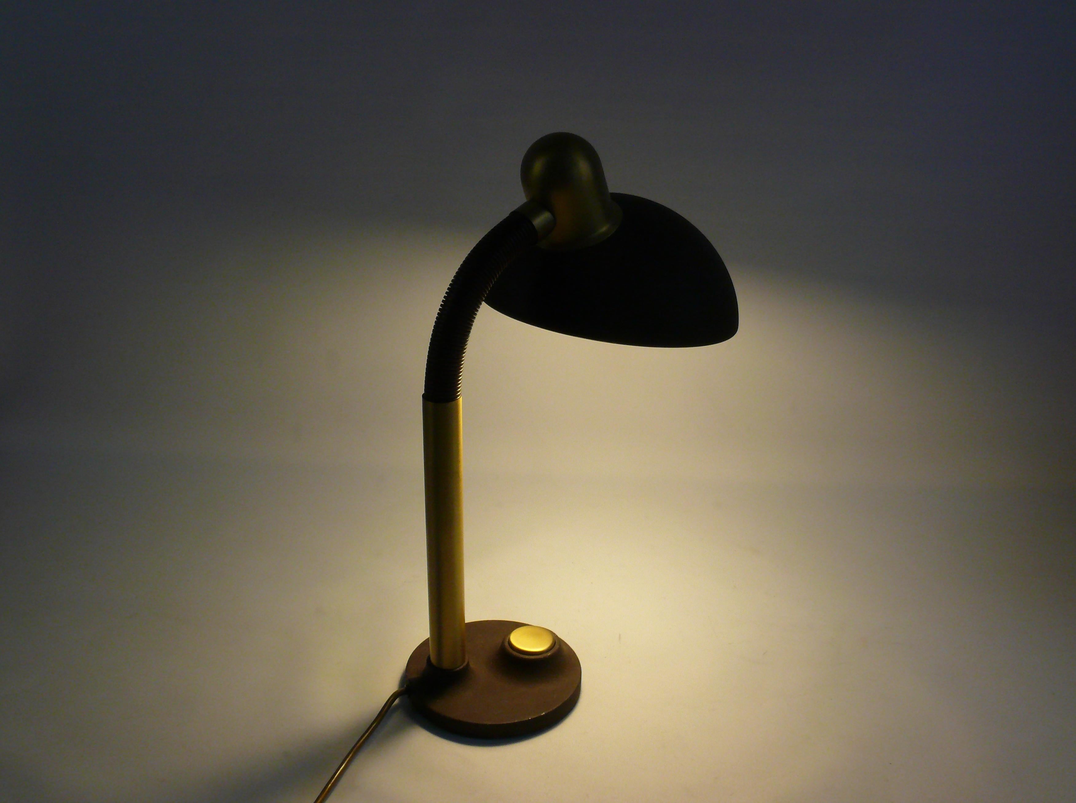 Grande lampe de bureau fabriquée par Hillebrand en Allemagne, années 1970 en vente 3