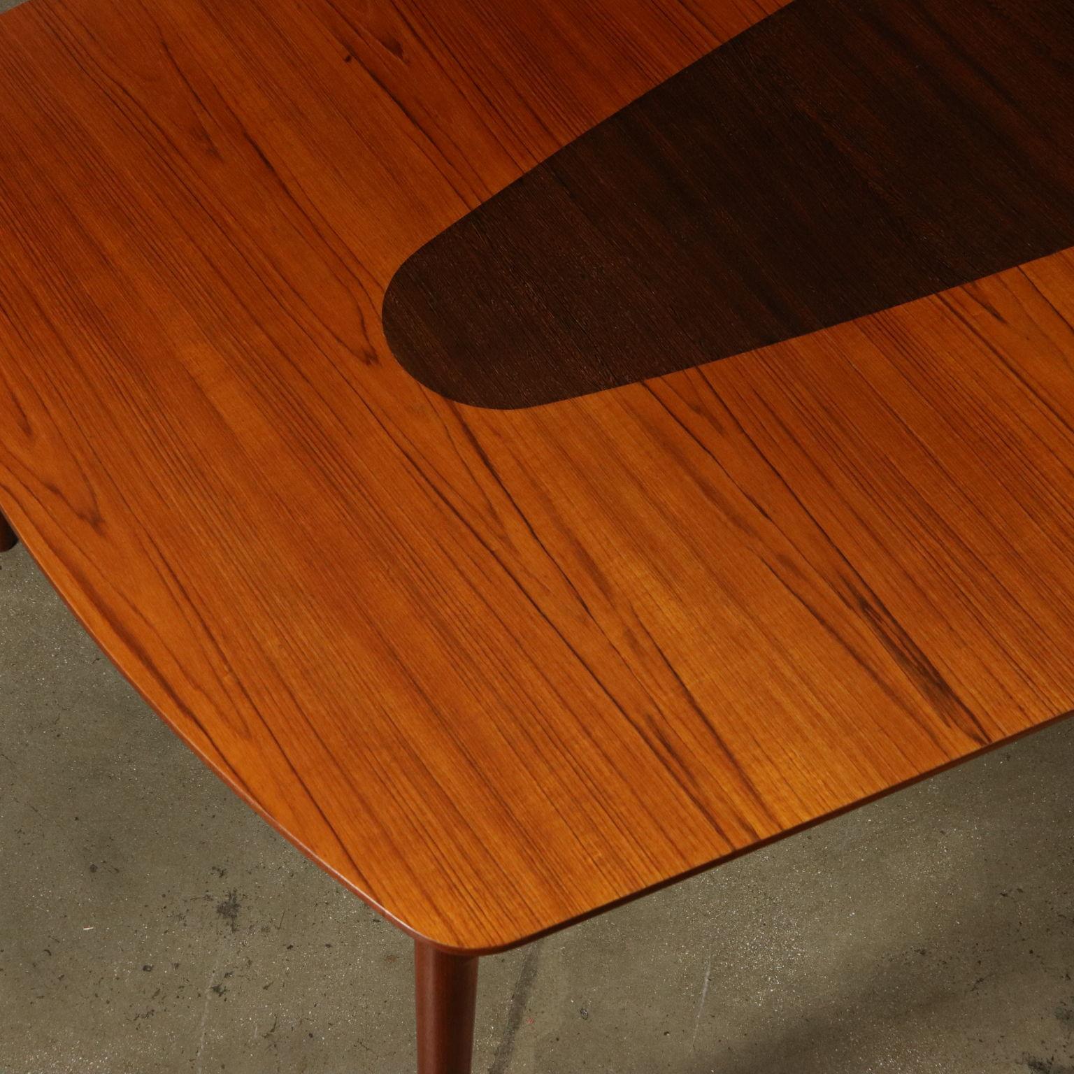 Large Table Teak Veneer Vintage Manufactured Italy, 1960s In Good Condition In Milano, IT