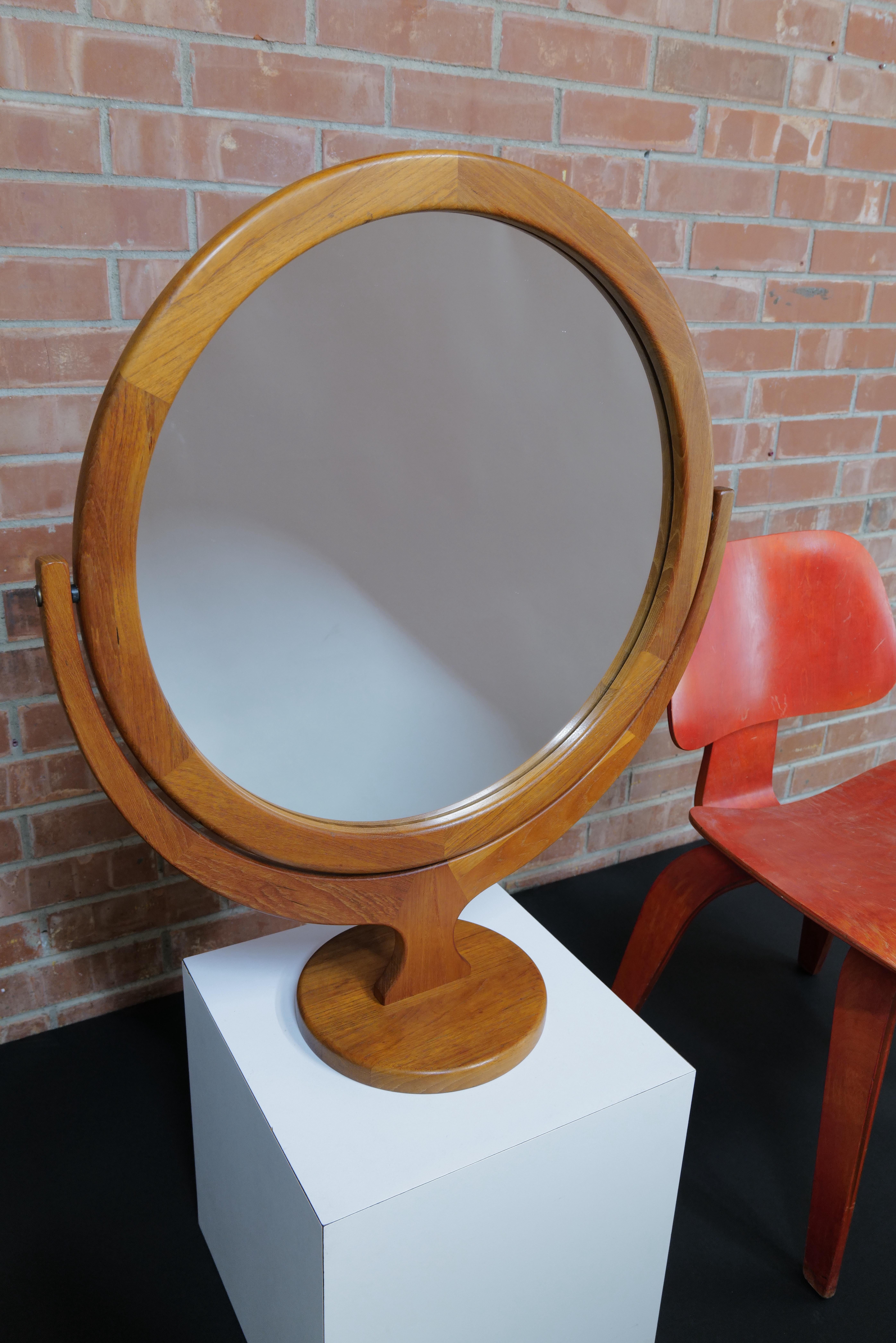 Large Table Top Mirror by Petersen and Hansen For Sale 8