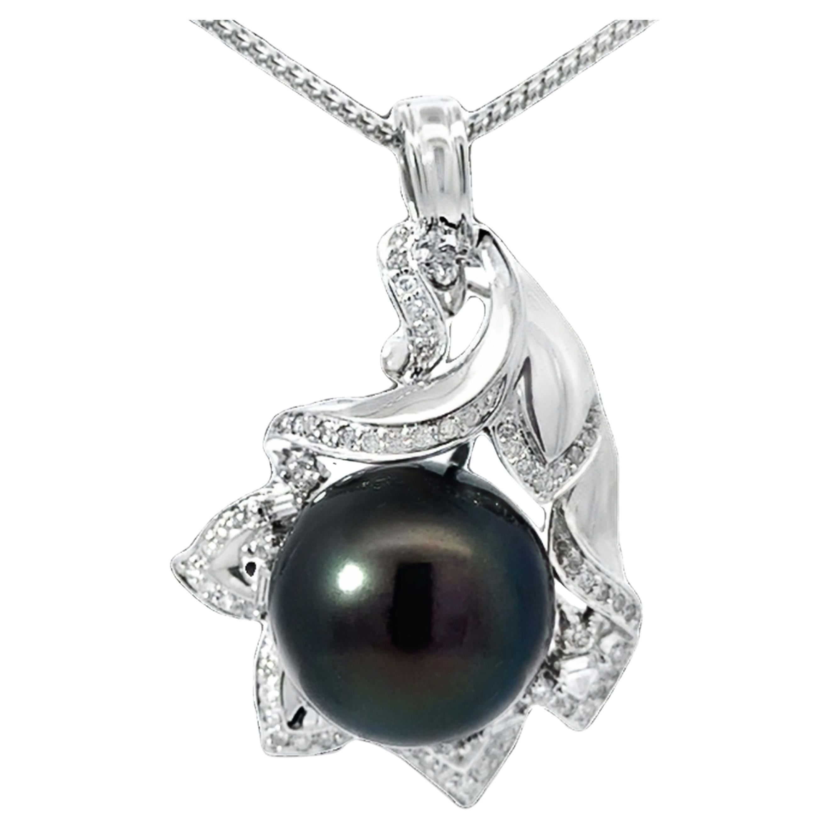 Large Tahitian Pearl Diamond Necklace 18K White Gold