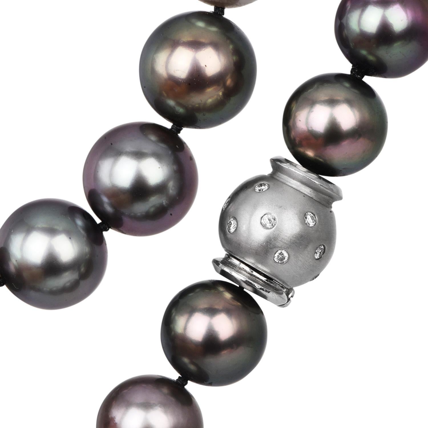 Round Cut Large Tahitian Pearl Diamond Statement 14K Gold Necklace For Sale