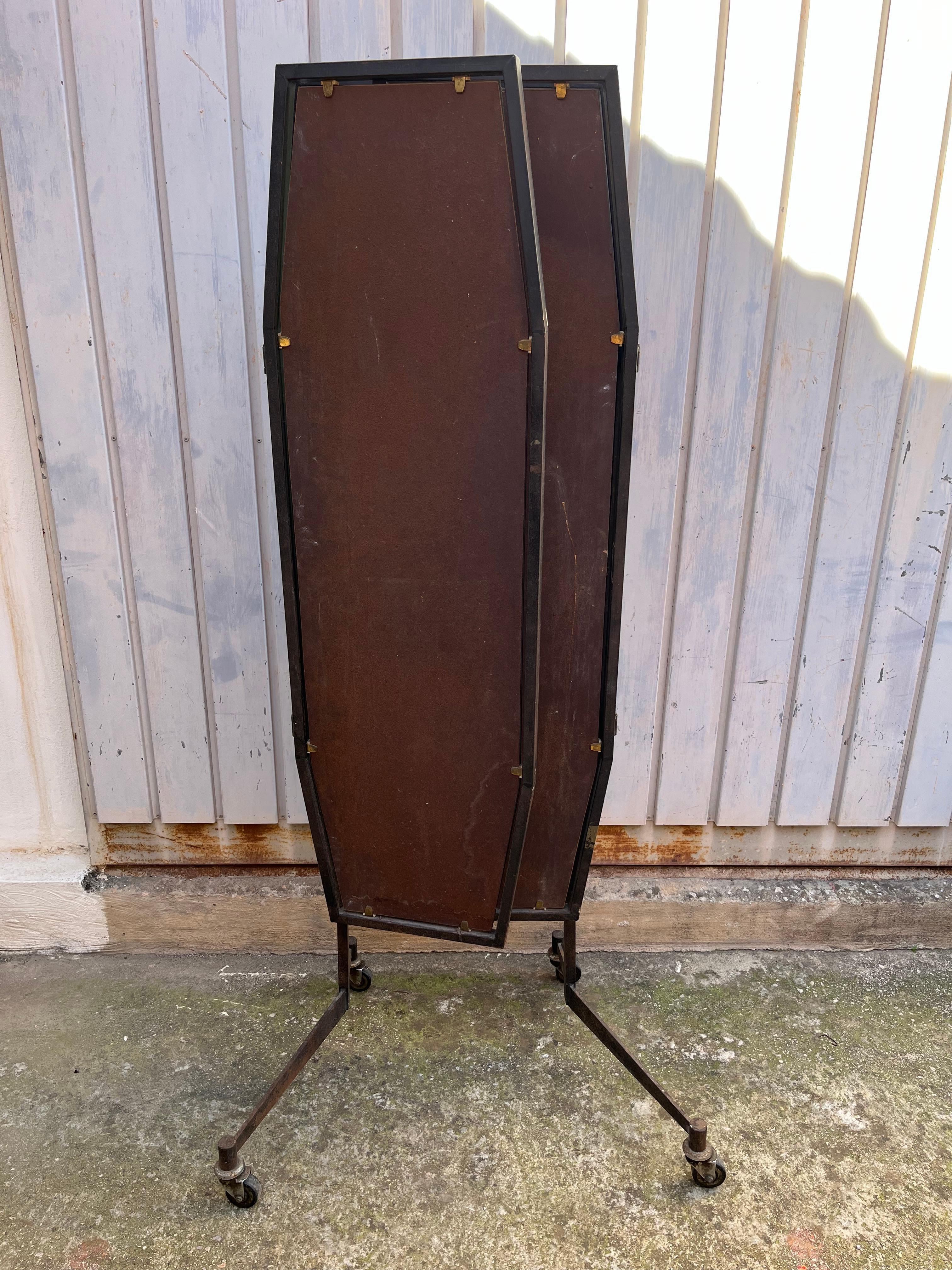 Large Tailor's Mirror, Made in Italy, 1960s For Sale 5