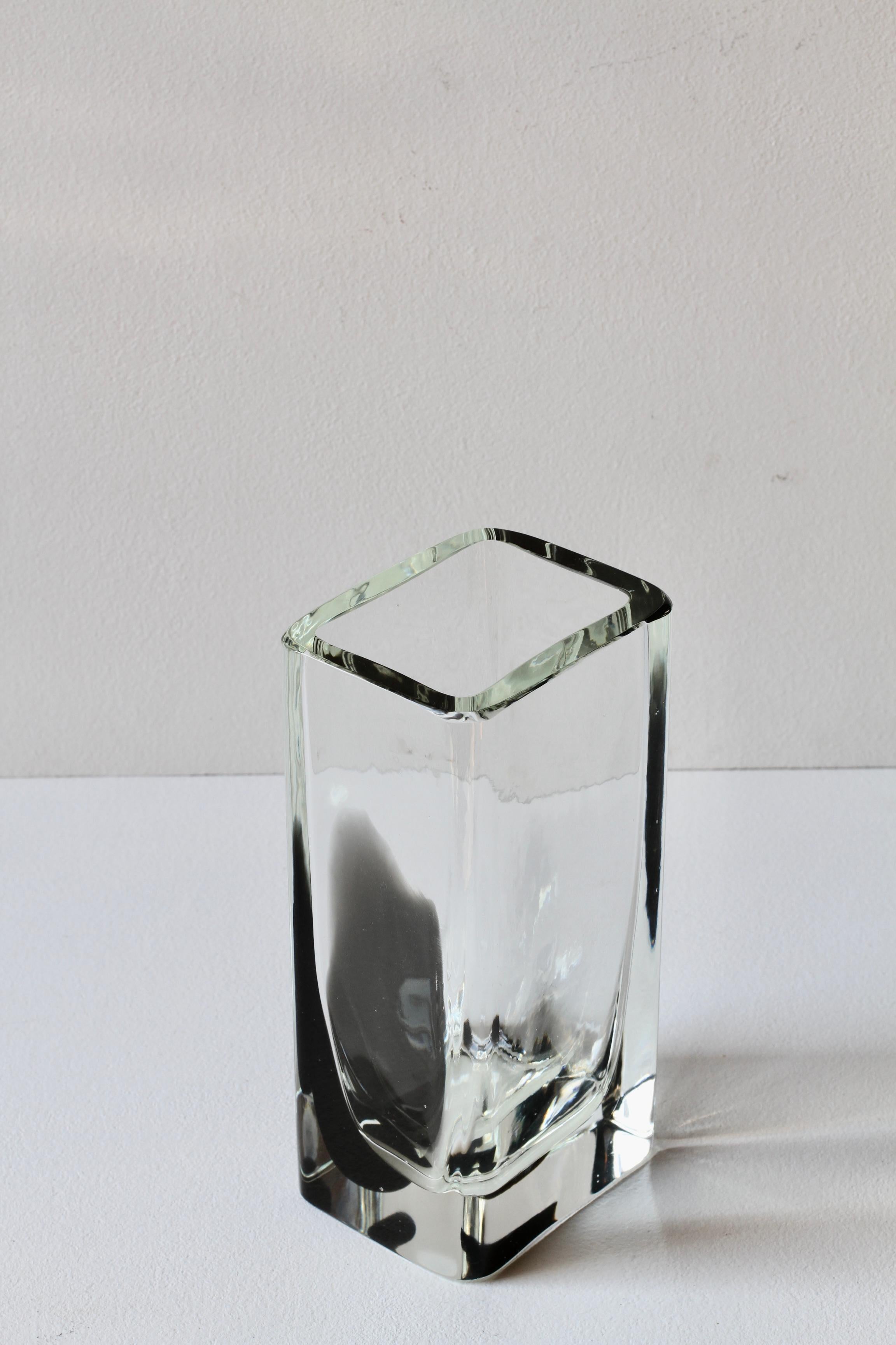 Grande vaso quadrato alto Cenedese in vetro di Murano nero e trasparente New Old Stock in vendita 1