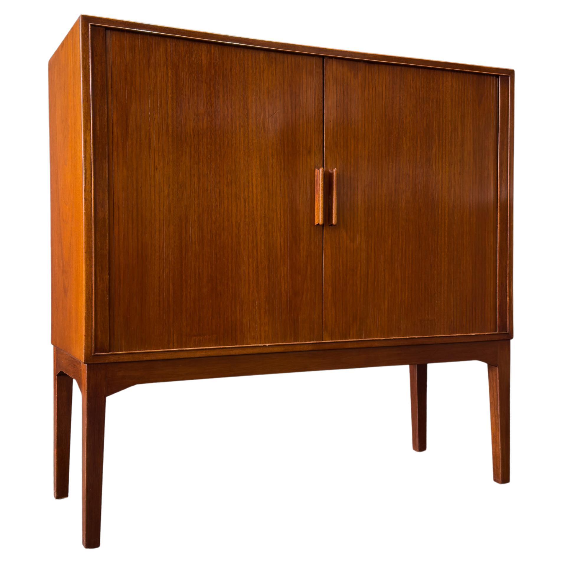 Large Tambour Unit