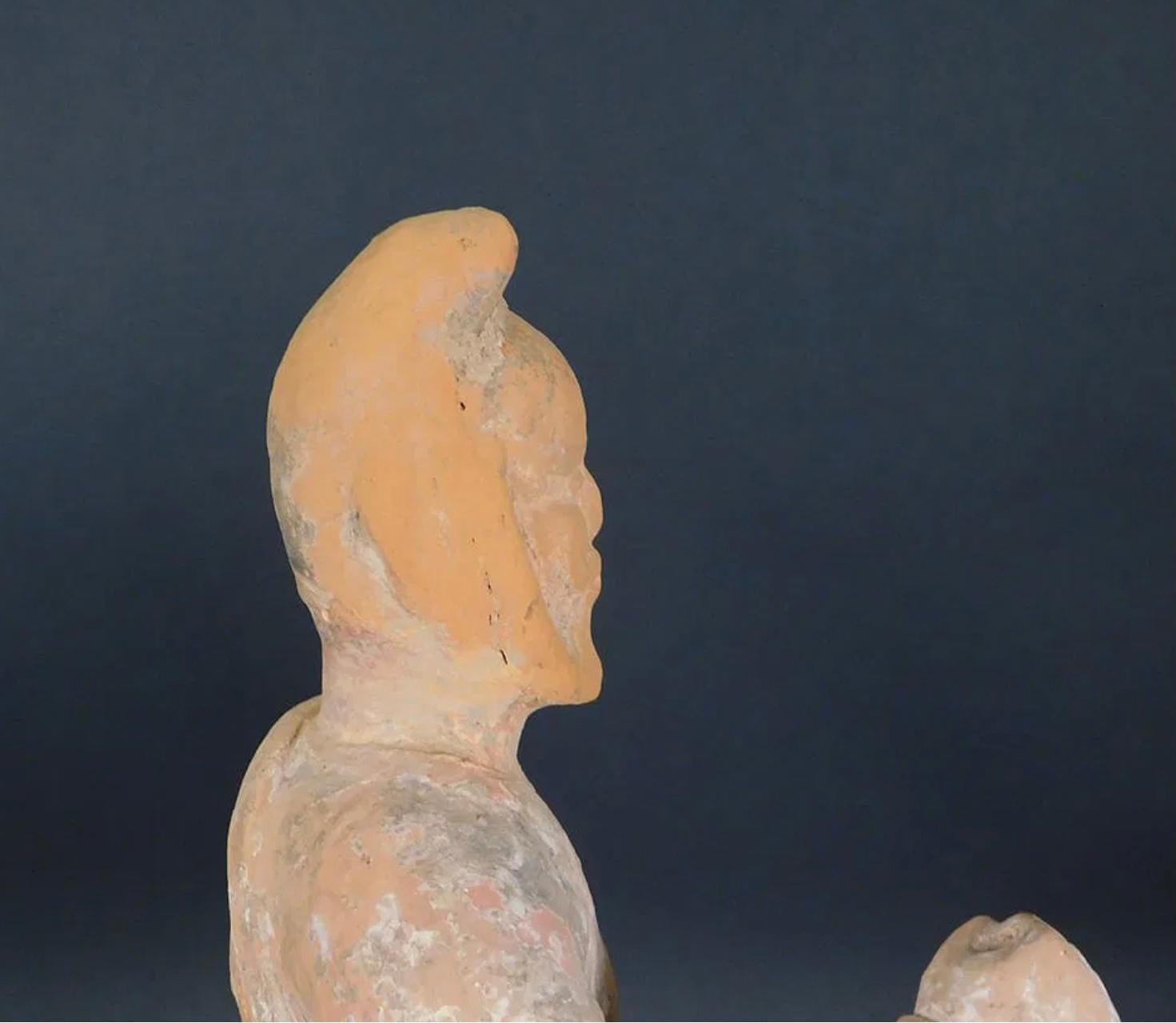 Grande sculpture en poterie de la dynastie Tang Dynasty Bactrian Camel and Rider en vente 7